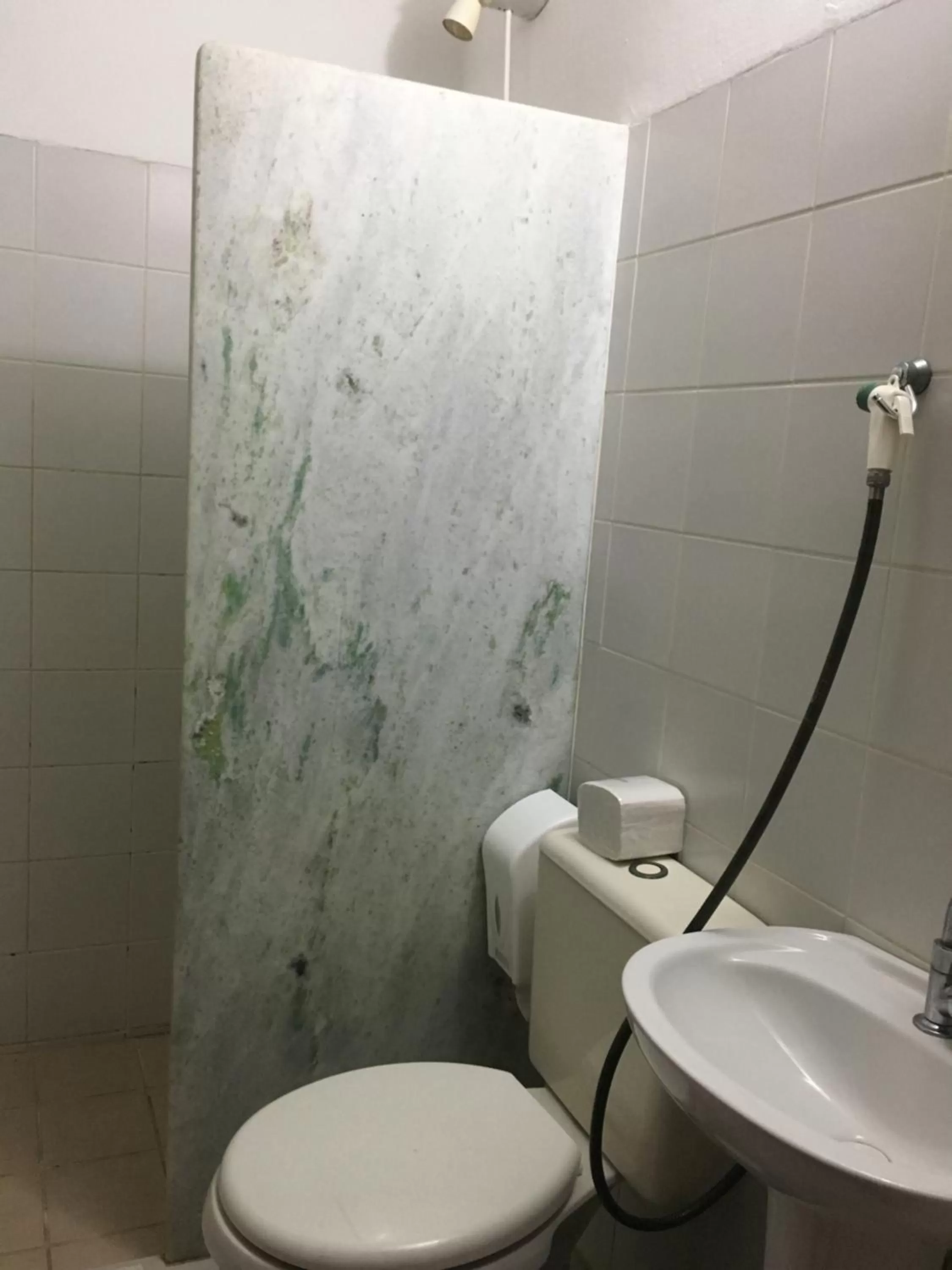 Bathroom in Pousada Saint Germain