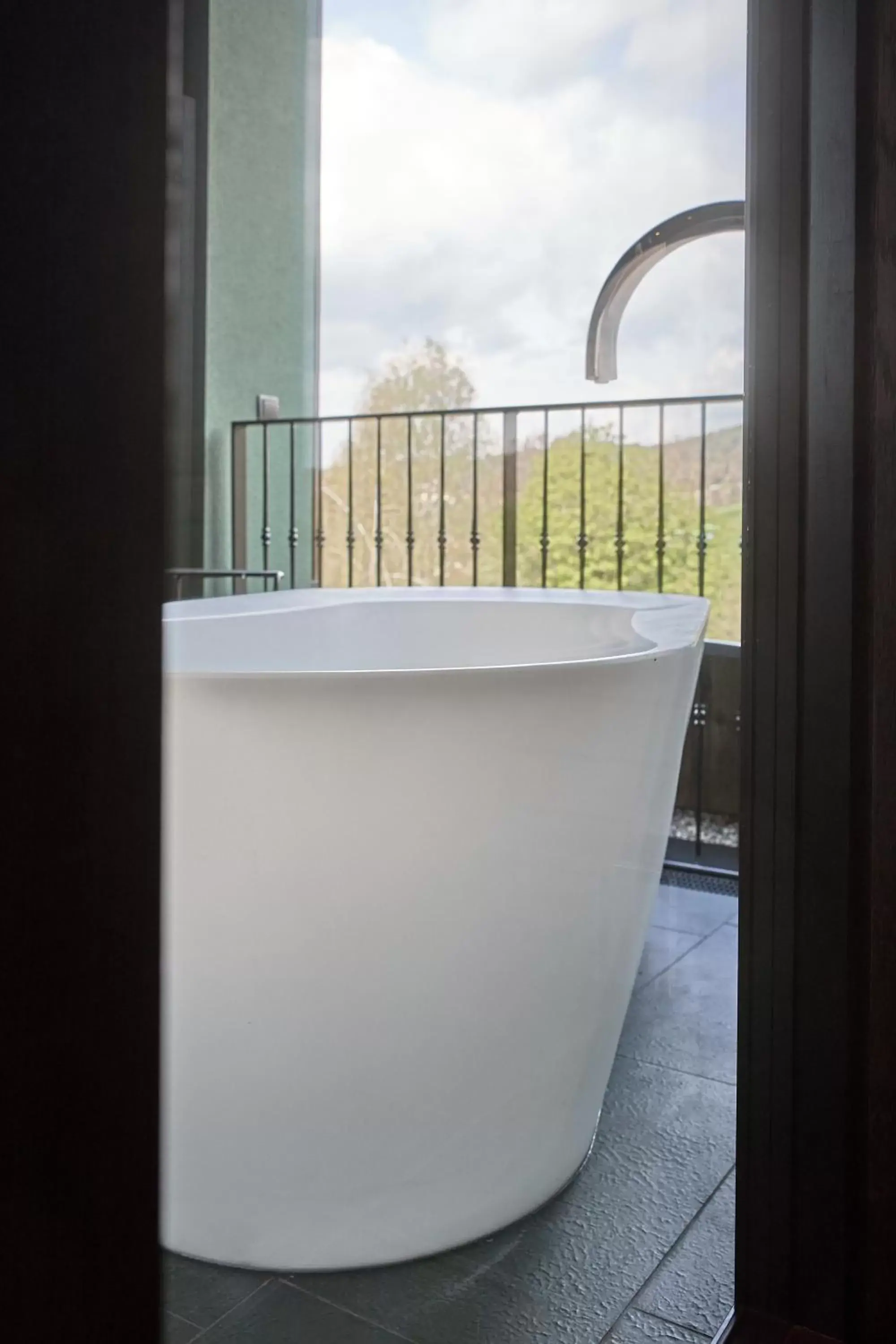 Bath, Bathroom in Floris Green Suites by Parc Hotel Florian