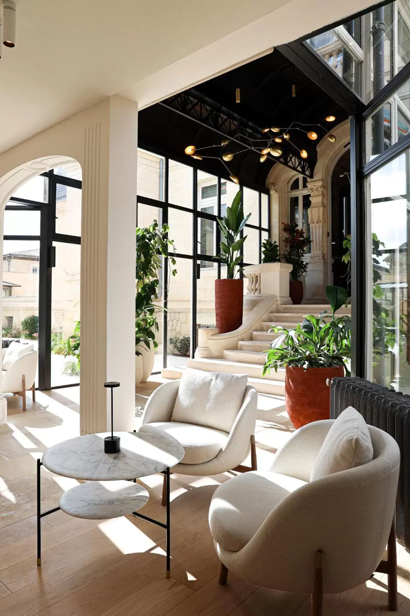 Lobby or reception, Lounge/Bar in Château Hôtel Grand Barrail