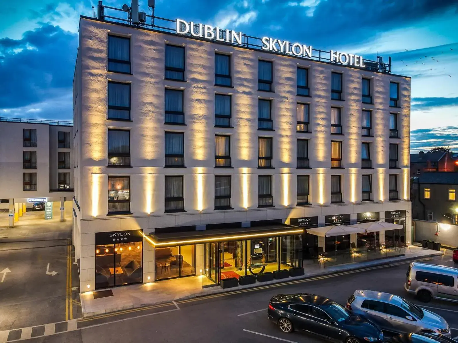 Property building in Dublin Skylon Hotel Property building in Dublin Skylon Hotel