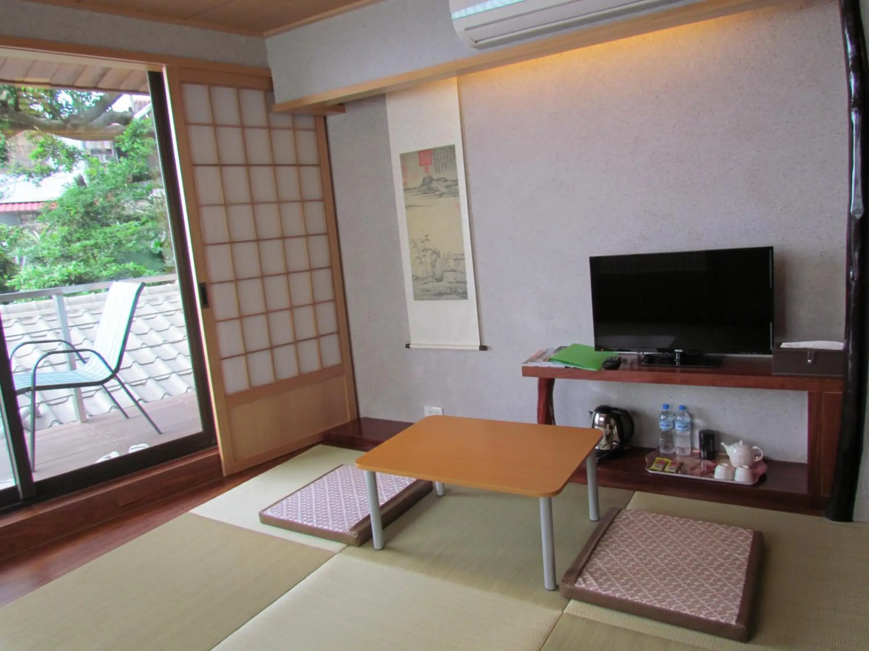 Photo of the whole room, TV/Entertainment Center in KyuFun Komachi