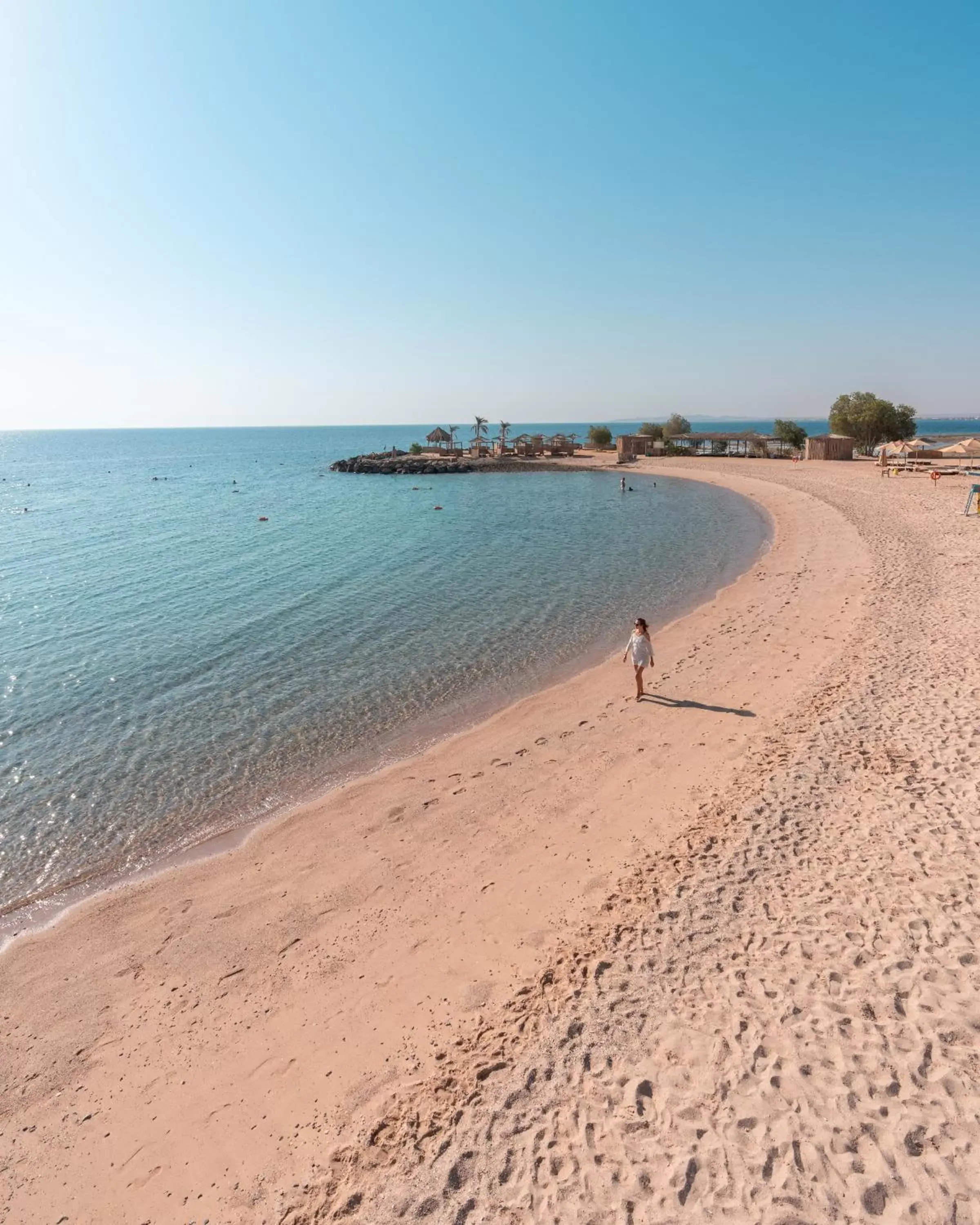 Beach in Mercure Hurghada Hotel