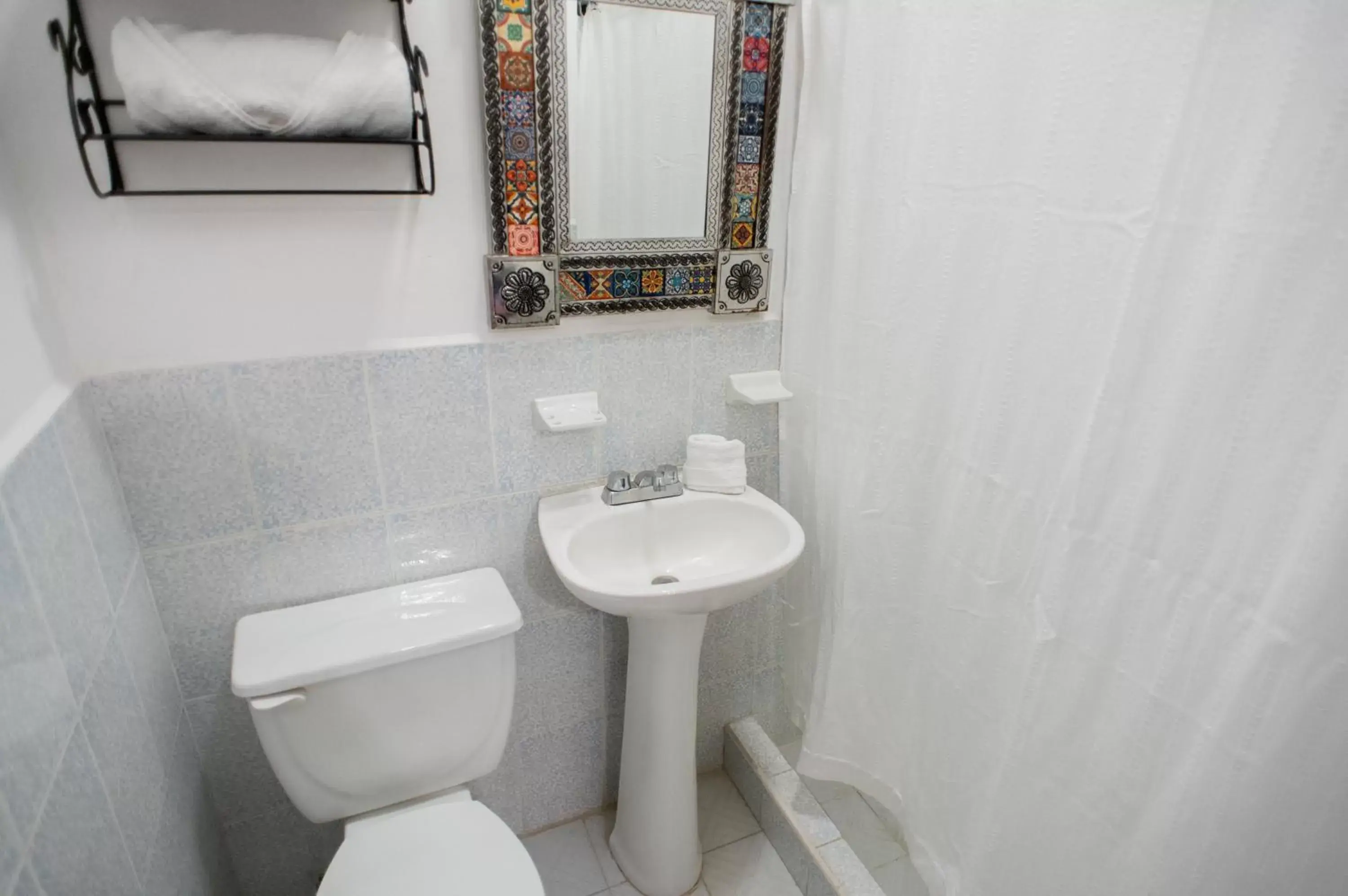 Bathroom in Posada San Miguelito