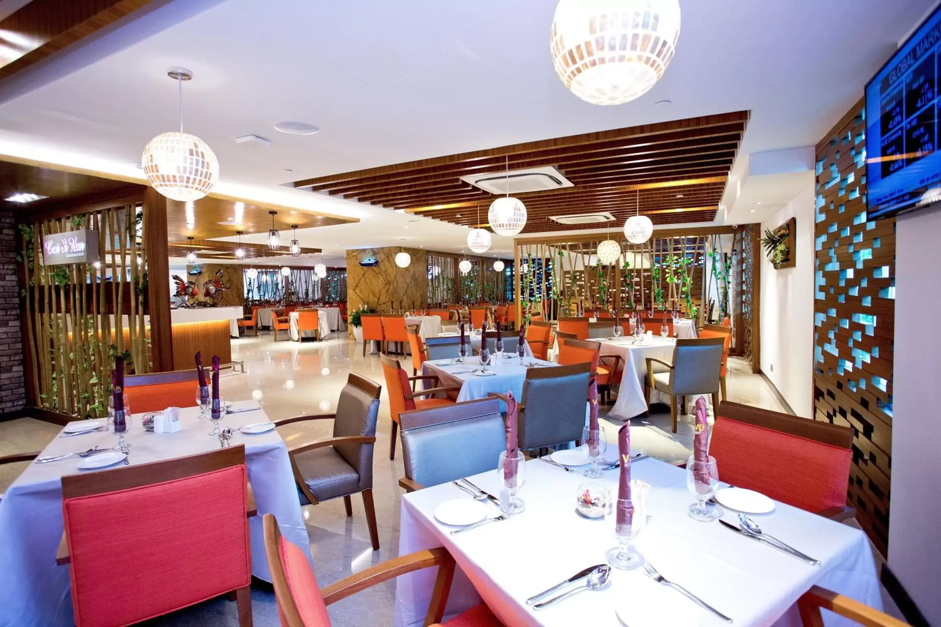 Restaurant/places to eat in Vouk Hotel Suites, Penang Restaurant/places to eat in Vouk Hotel Suites, Penang