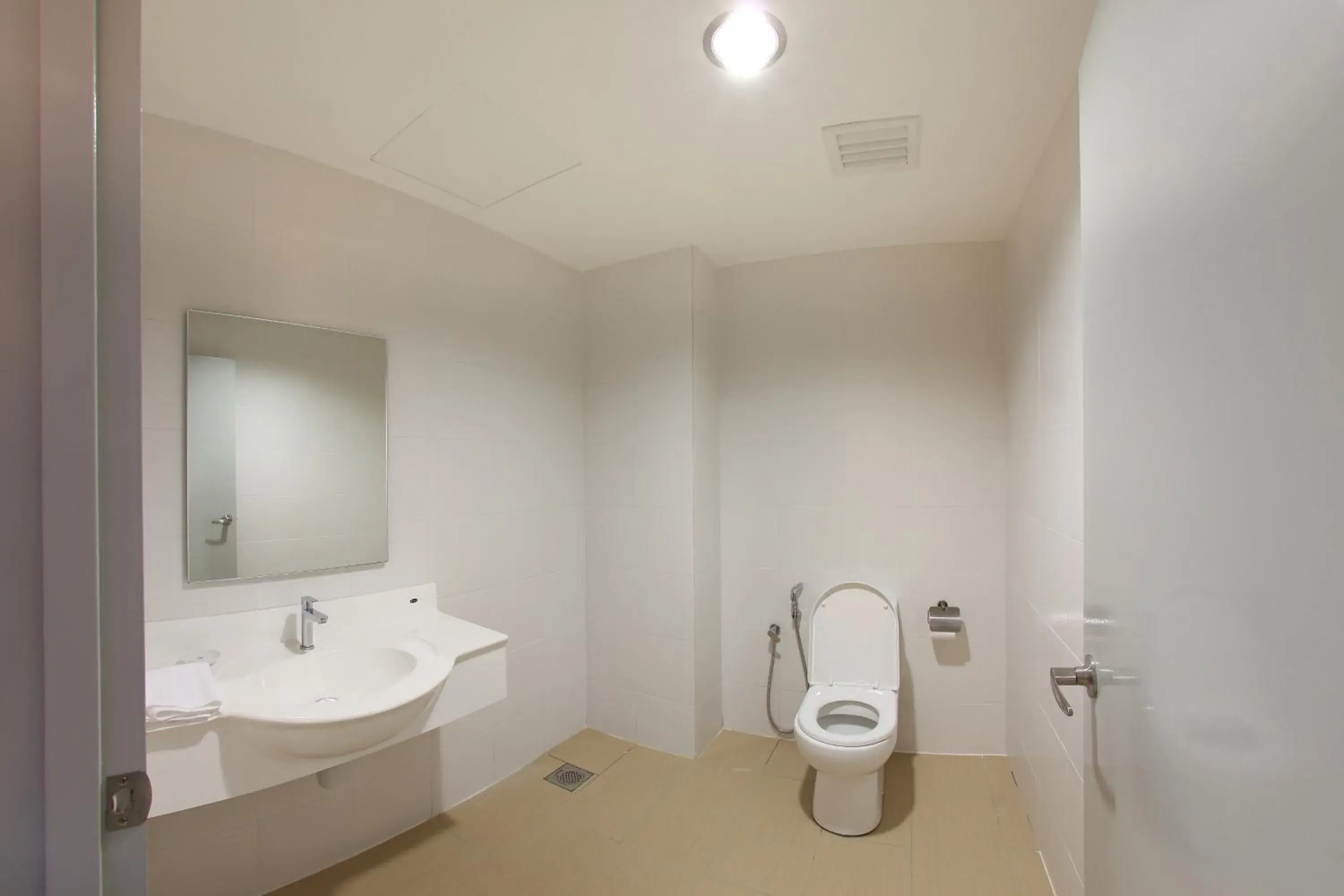 Bathroom in Hotel Mincott Bathroom in Hotel Mincott