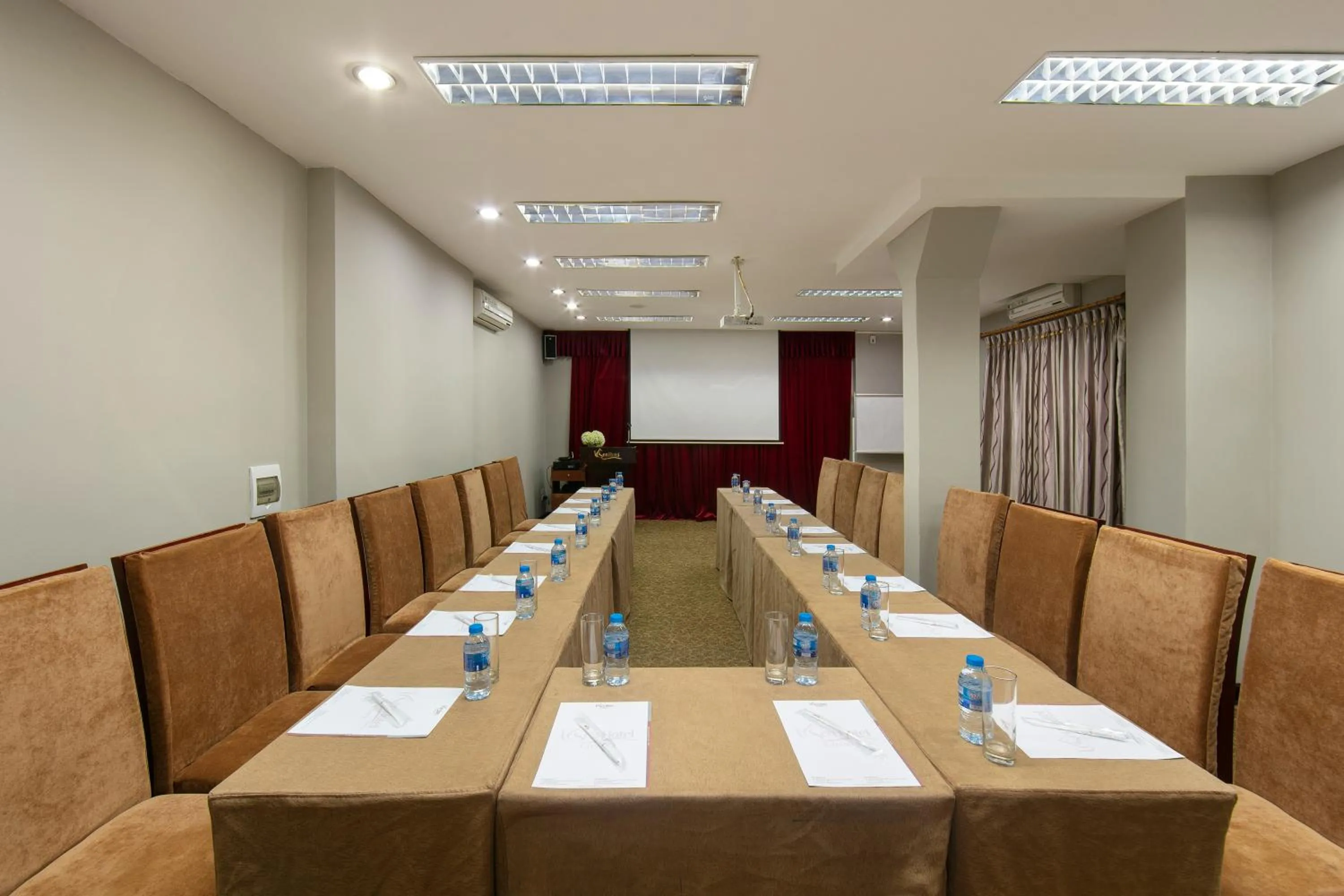 Business facilities in Sen Hotel - Managed by Sen Hotel Group