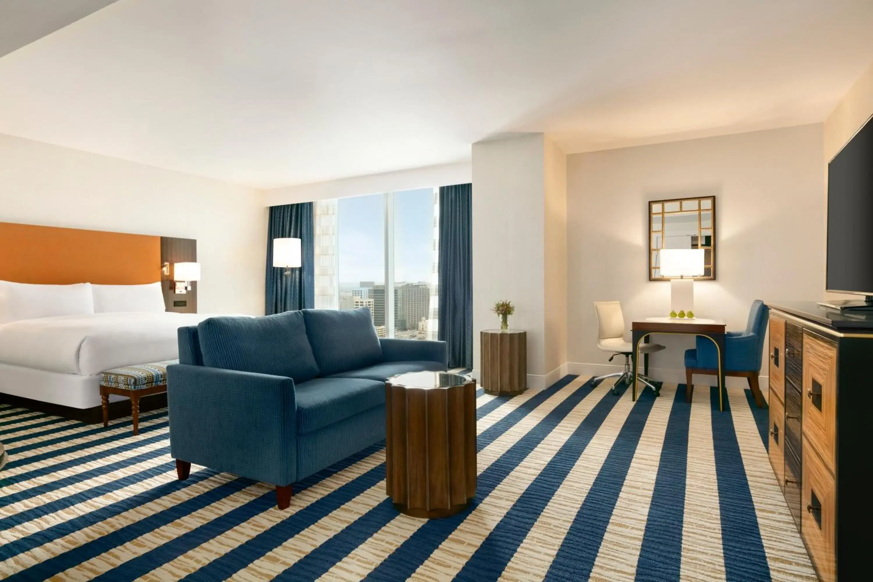 Bed, Seating Area in Fairmont Austin