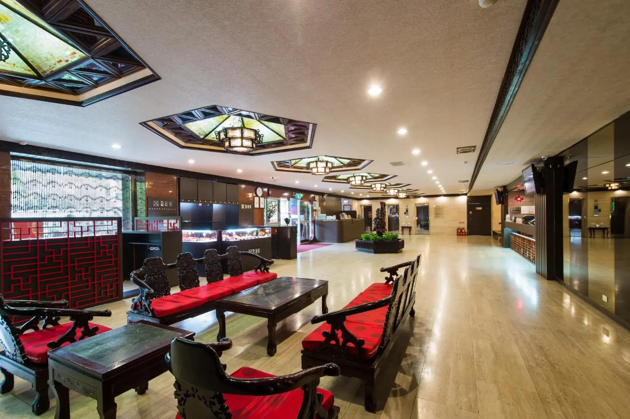 Lobby or reception, Restaurant/Places to Eat in Atami Hotel