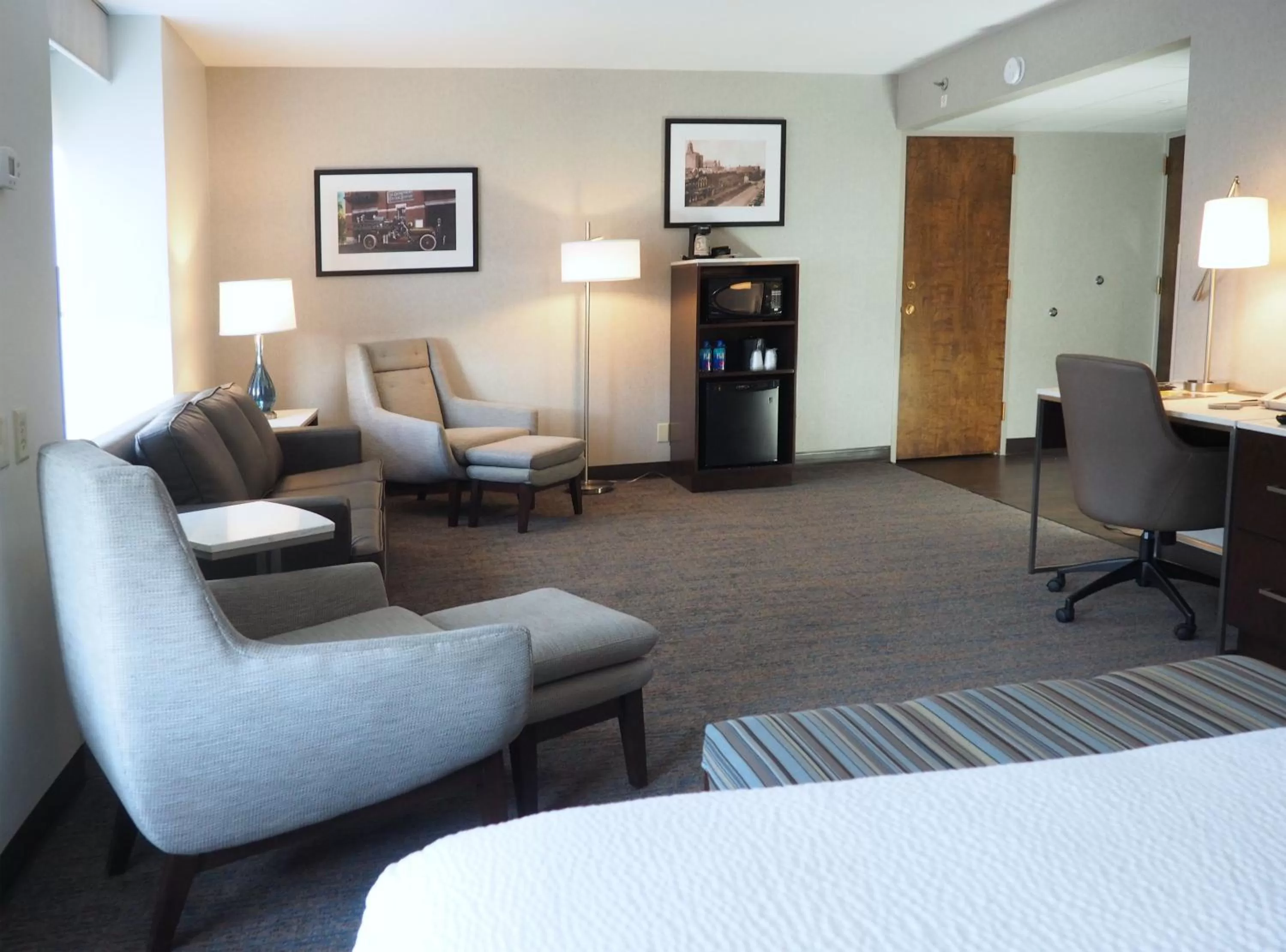 Photo of the whole room, Bed in Kahler Grand Hotel