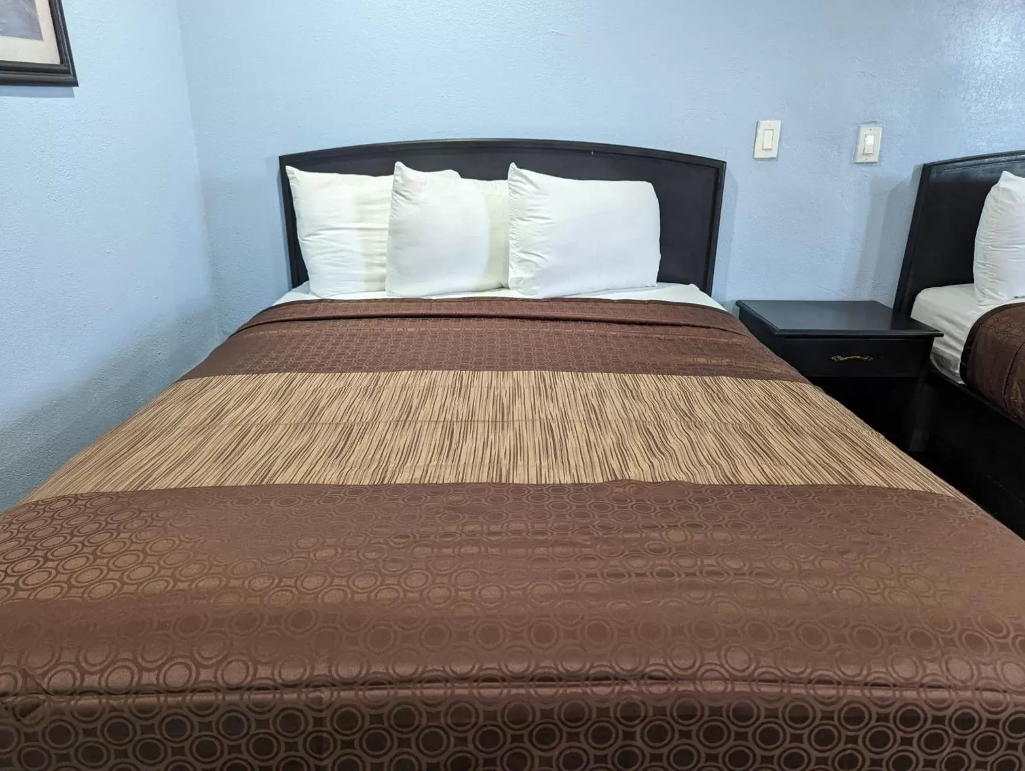 Bed in BEST MOTEL