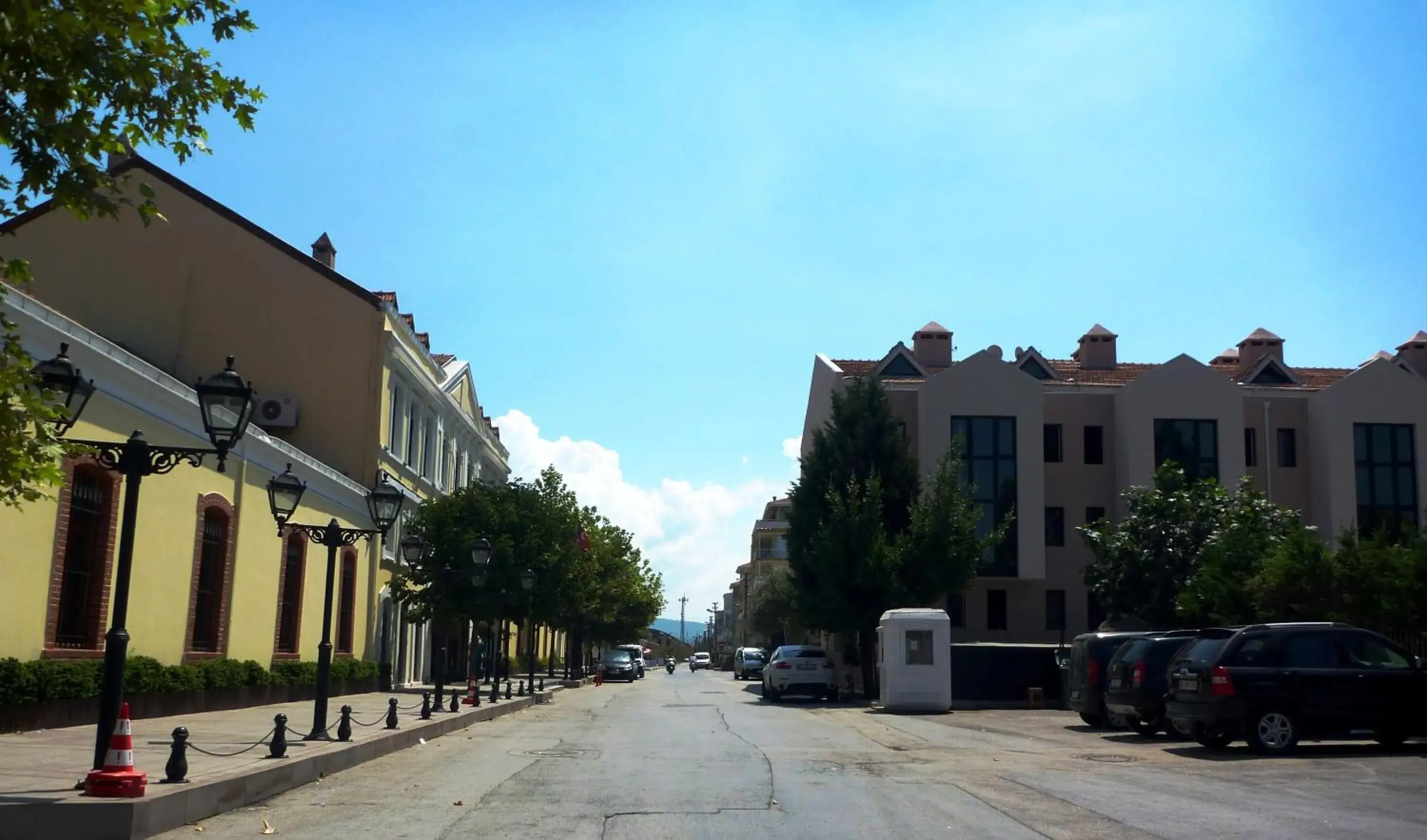 Facade/entrance, Property Building in Montania Town Hotel Mudanya