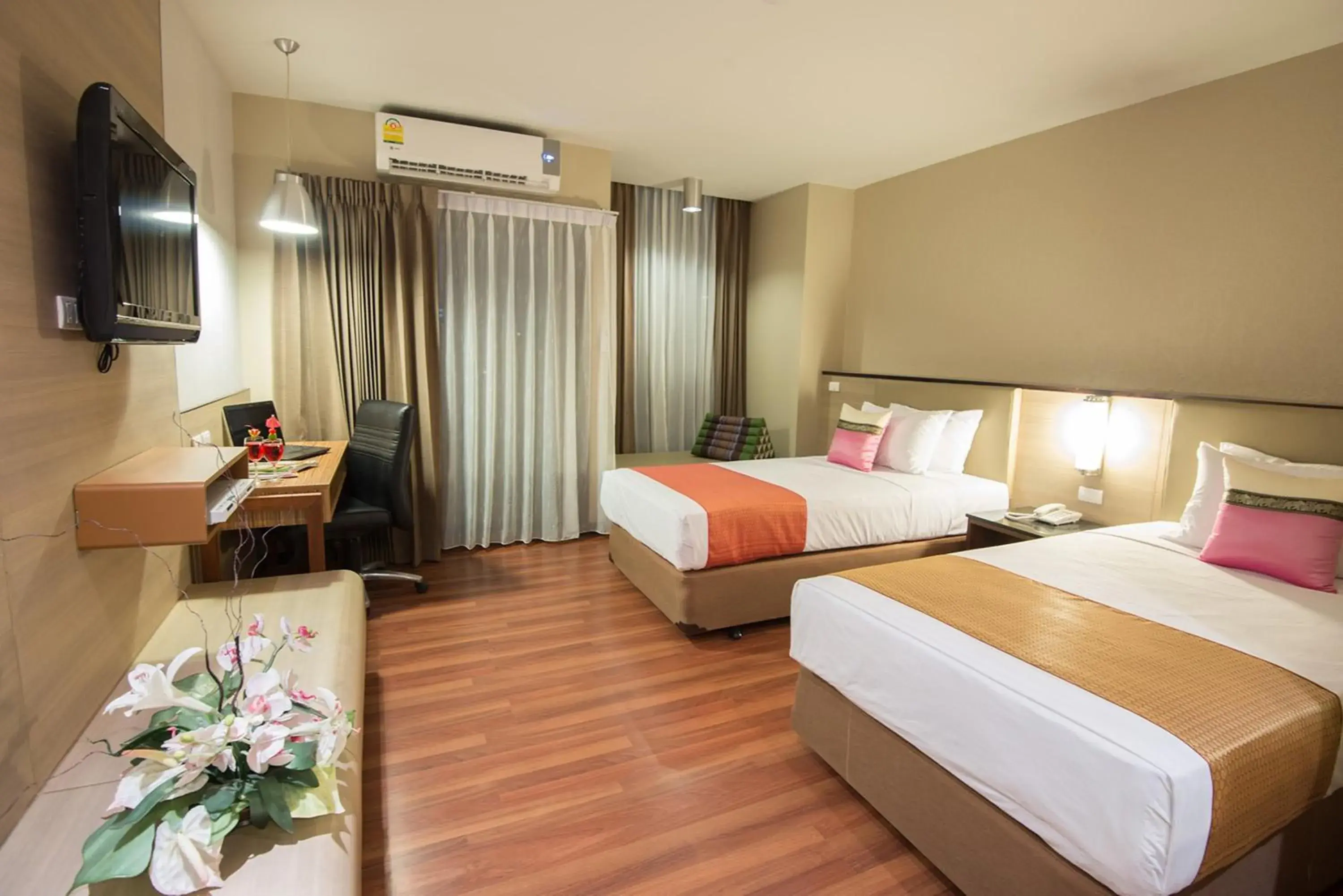 Bed in Marsi Hotel