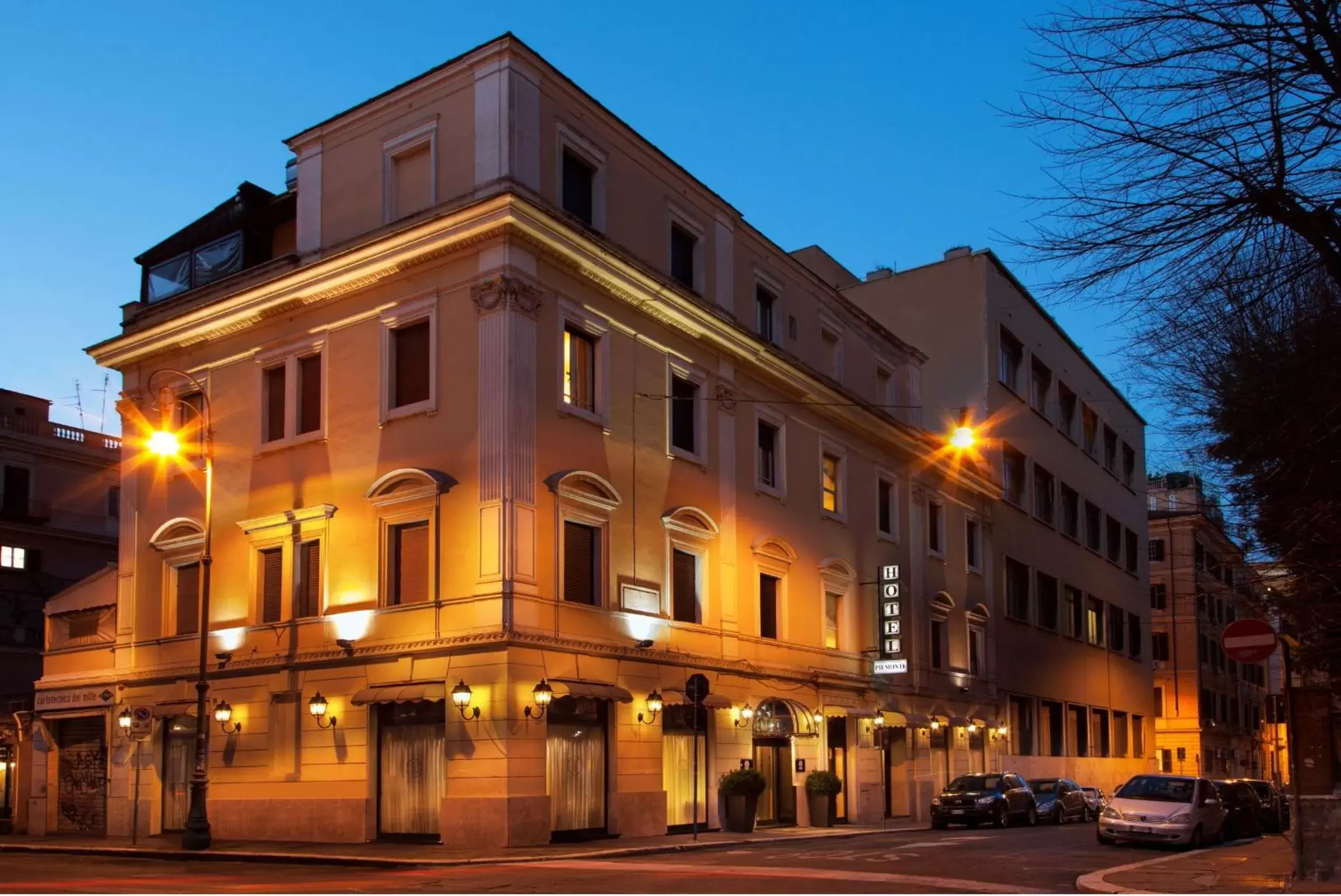 Property building in Hotel Piemonte
