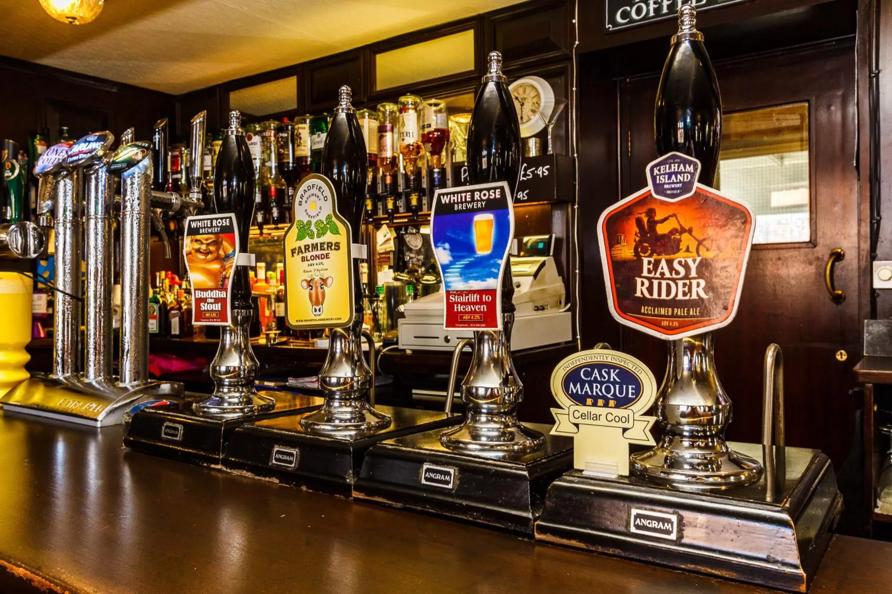 Lounge/Bar in The Old Crown Inn