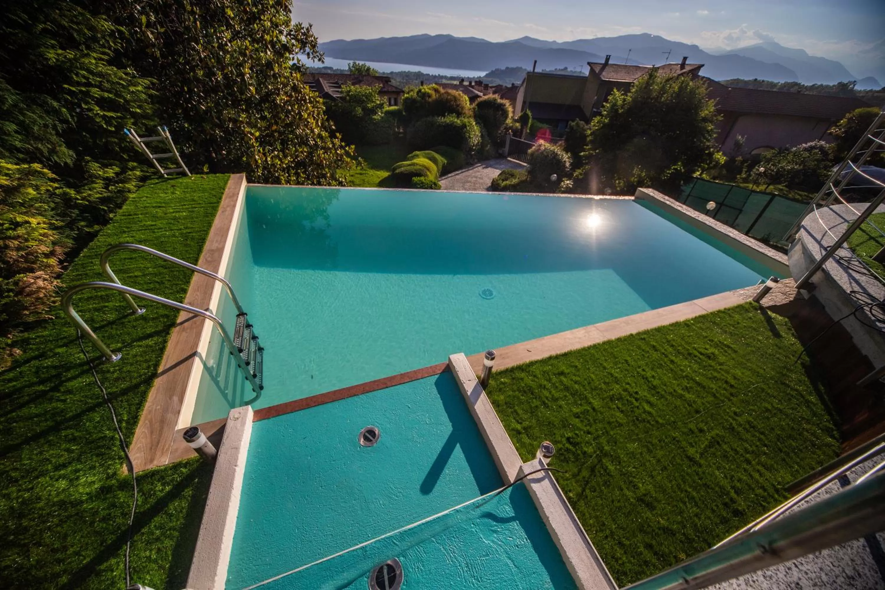 Swimming pool in Villa Buzzi