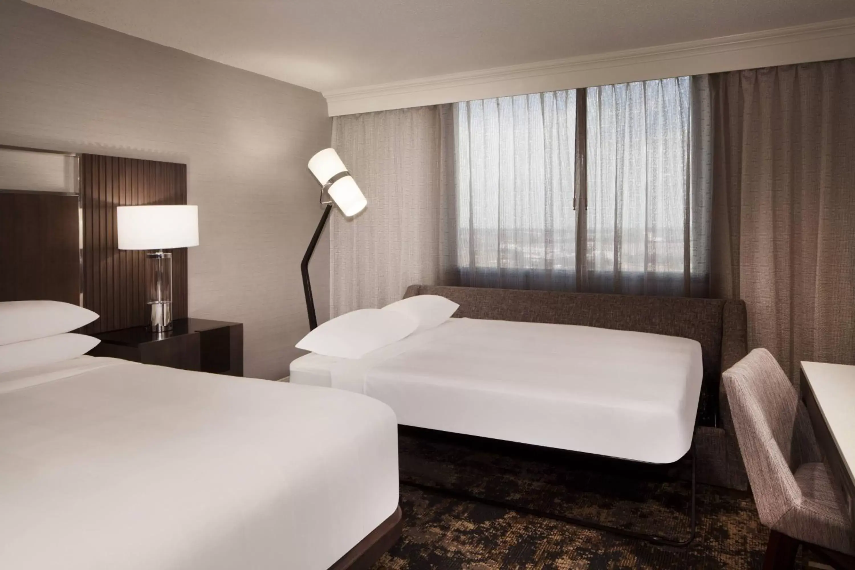 Photo of the whole room, Bed in Dallas/Fort Worth Airport Marriott