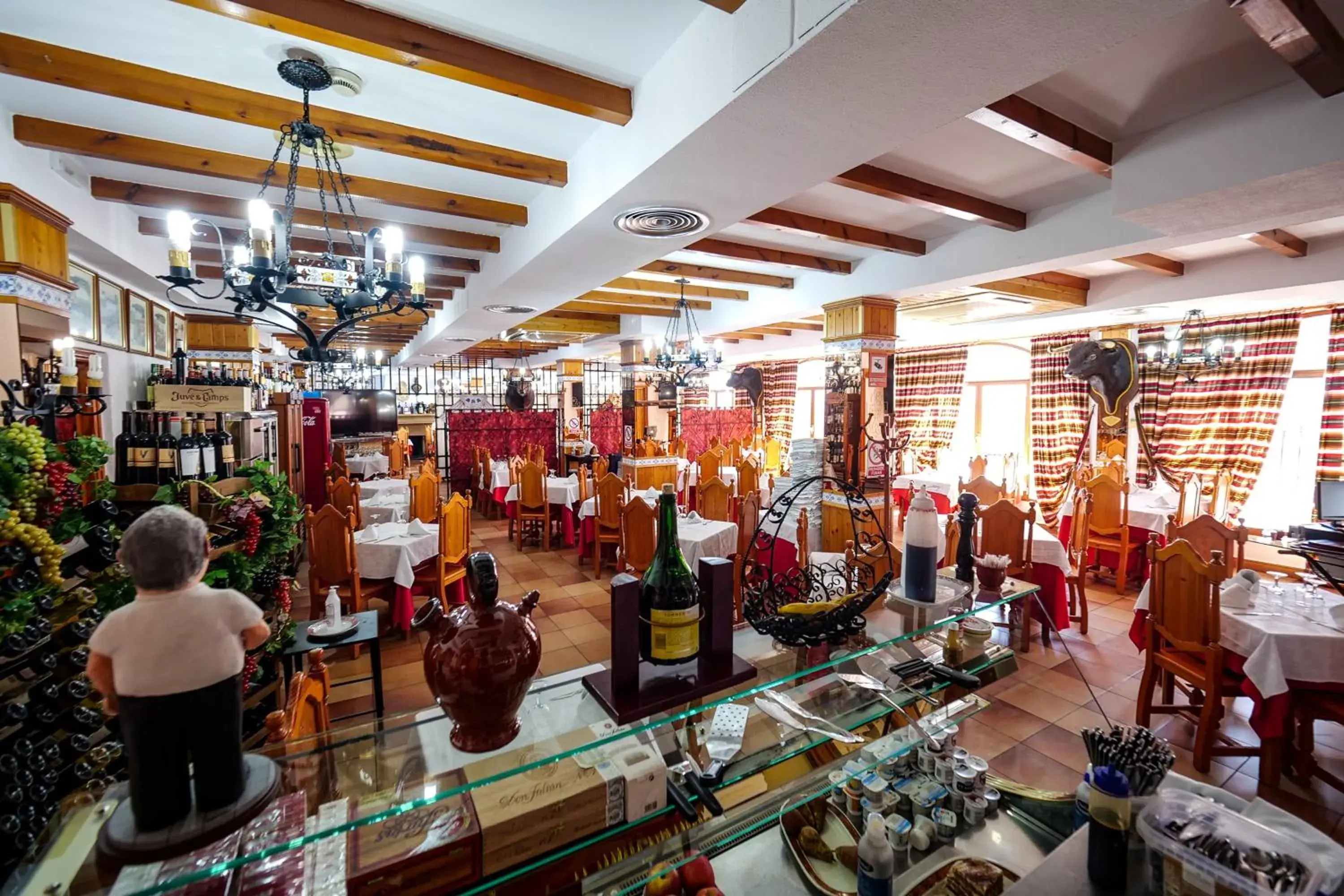 Restaurant/places to eat in Hotel Flor de la Mancha