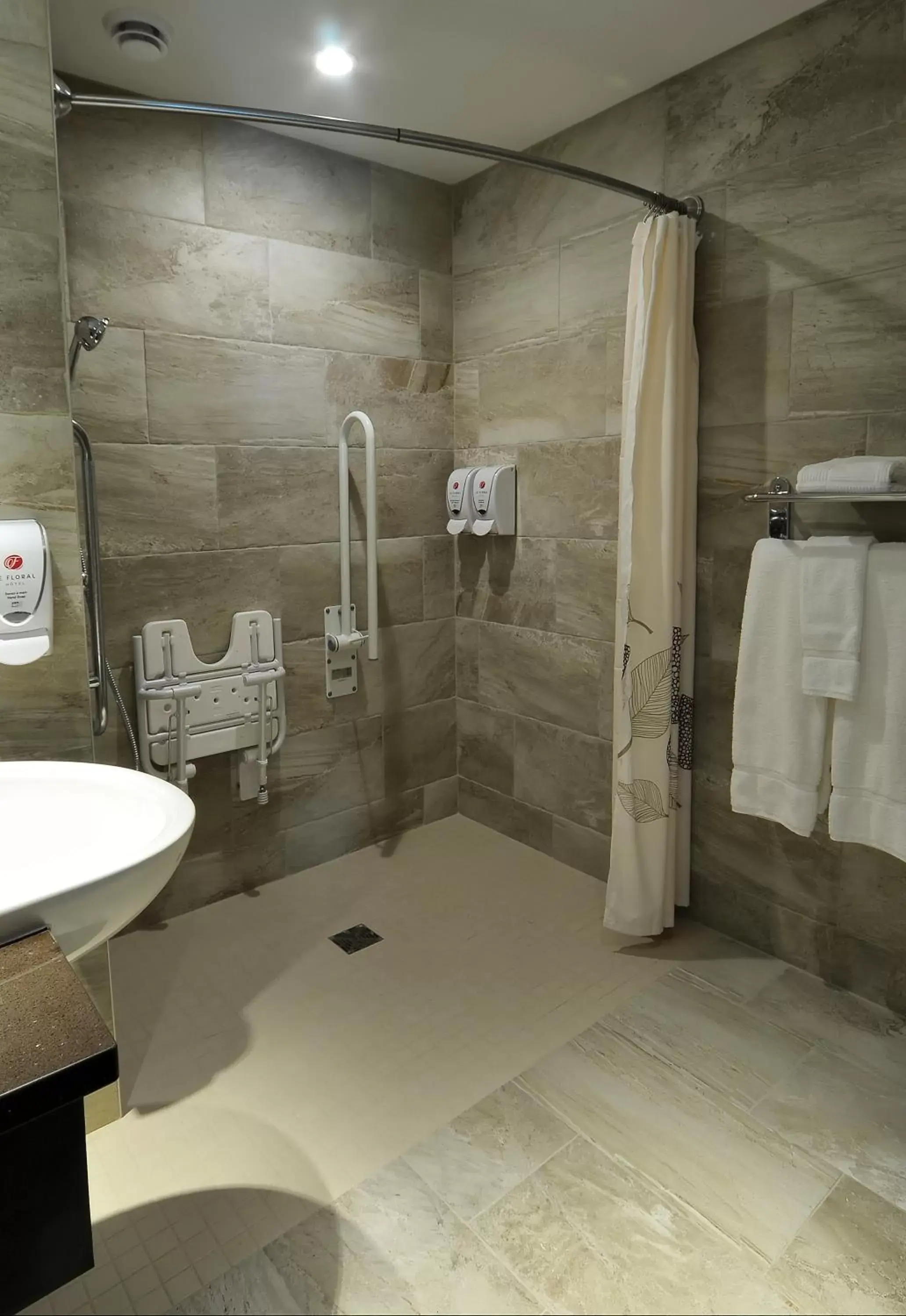 Shower, Bathroom in Hôtel Le Floral