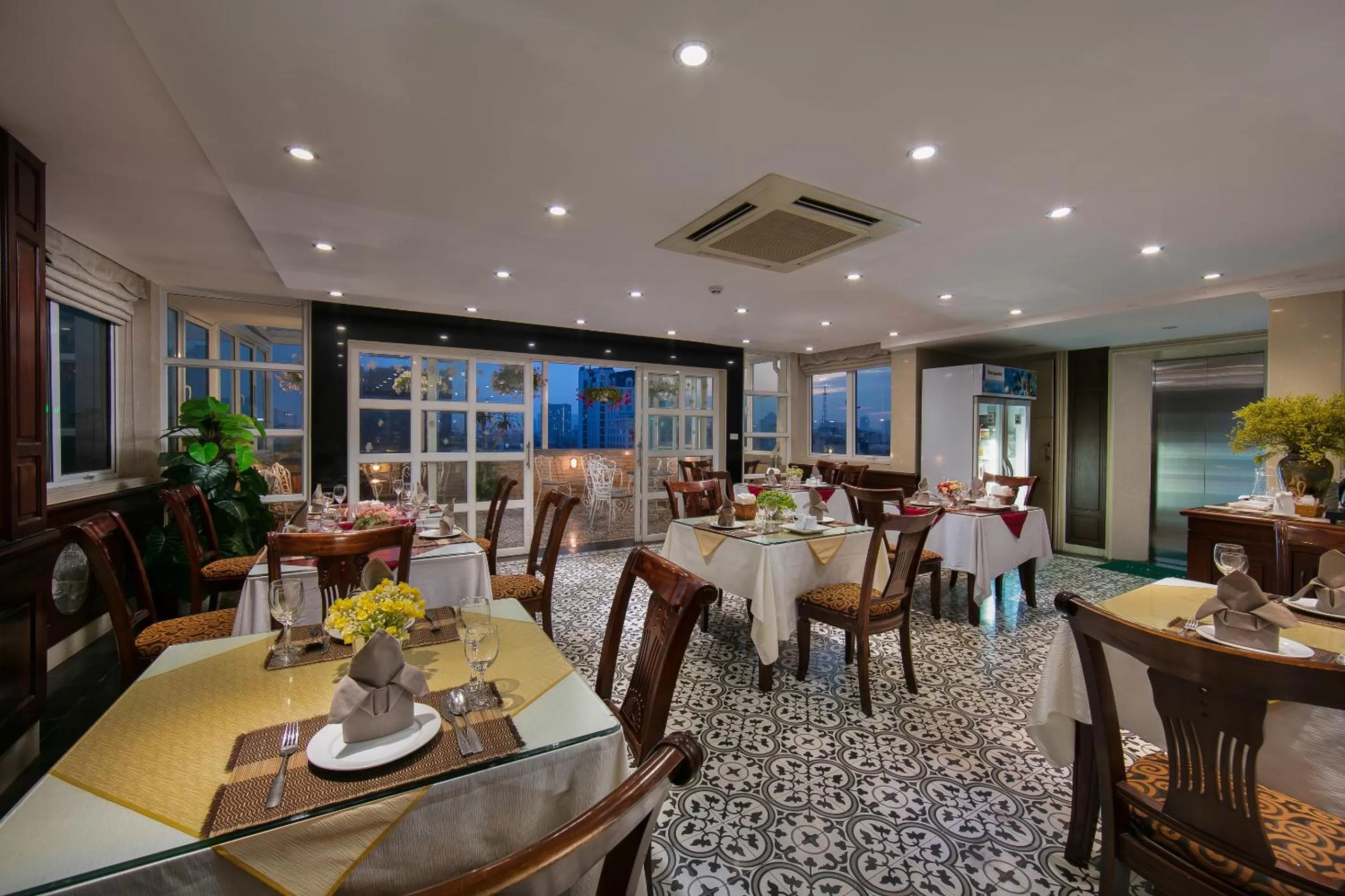 Continental breakfast in Hanoi Emotion Hotel