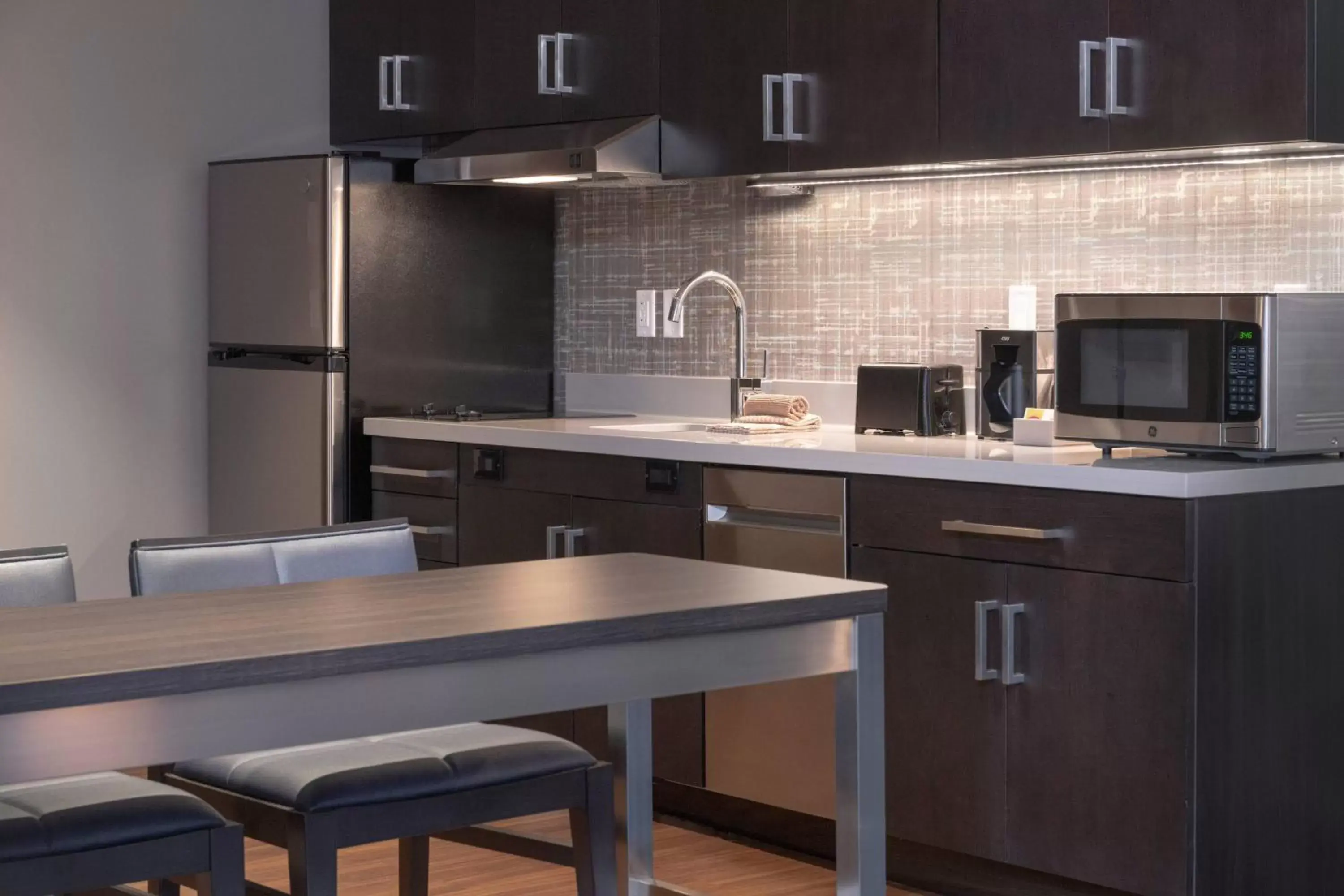 Kitchen or kitchenette, Kitchen/Kitchenette in Residence Inn by Marriott Manchester Downtown