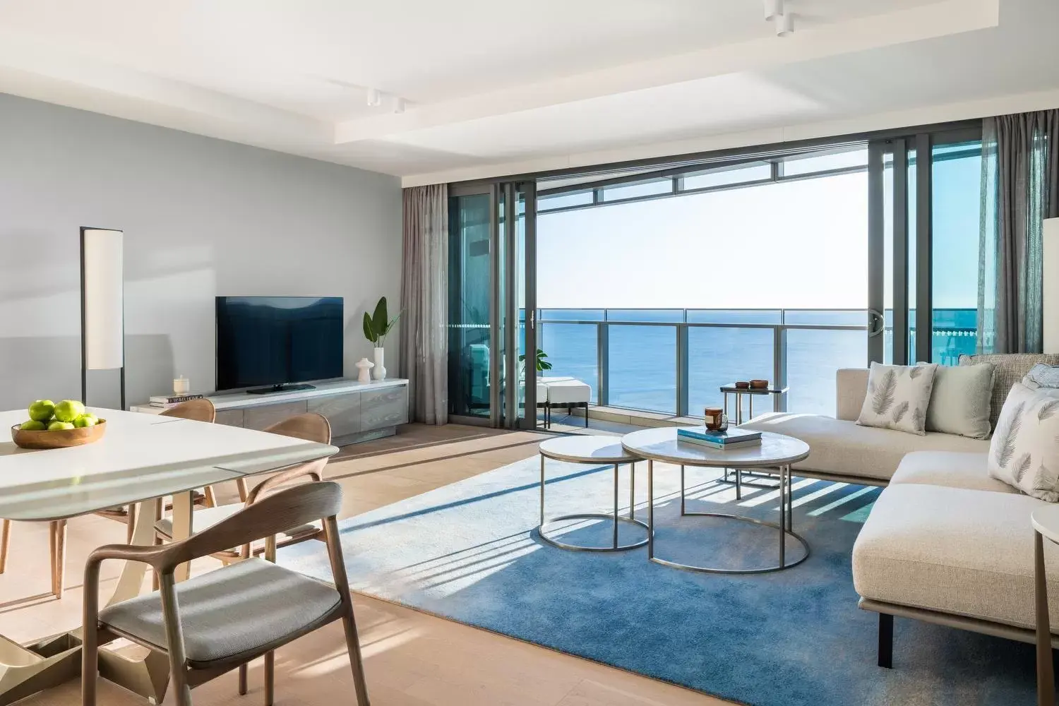 View (from property/room), Seating Area in The Langham, Gold Coast and Jewel Residences