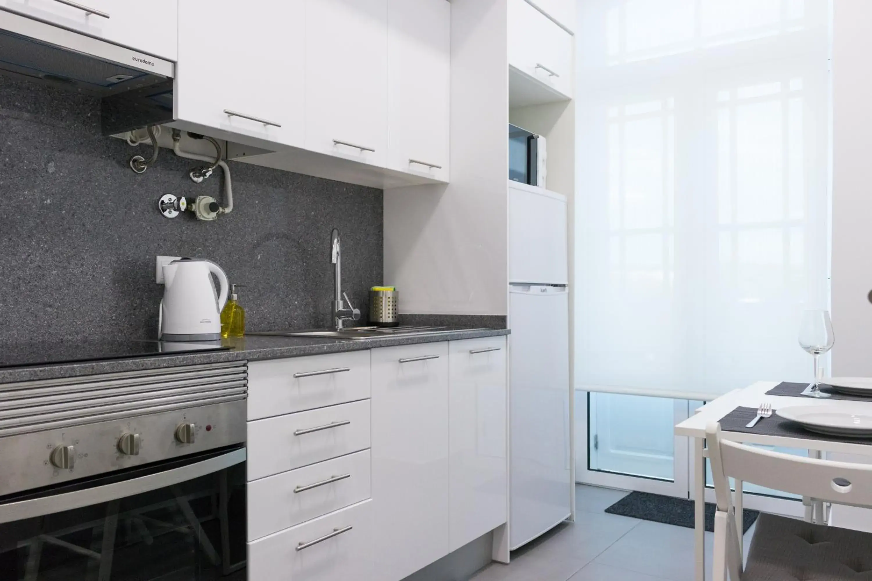 Kitchen or kitchenette, Kitchen/Kitchenette in Riversuites