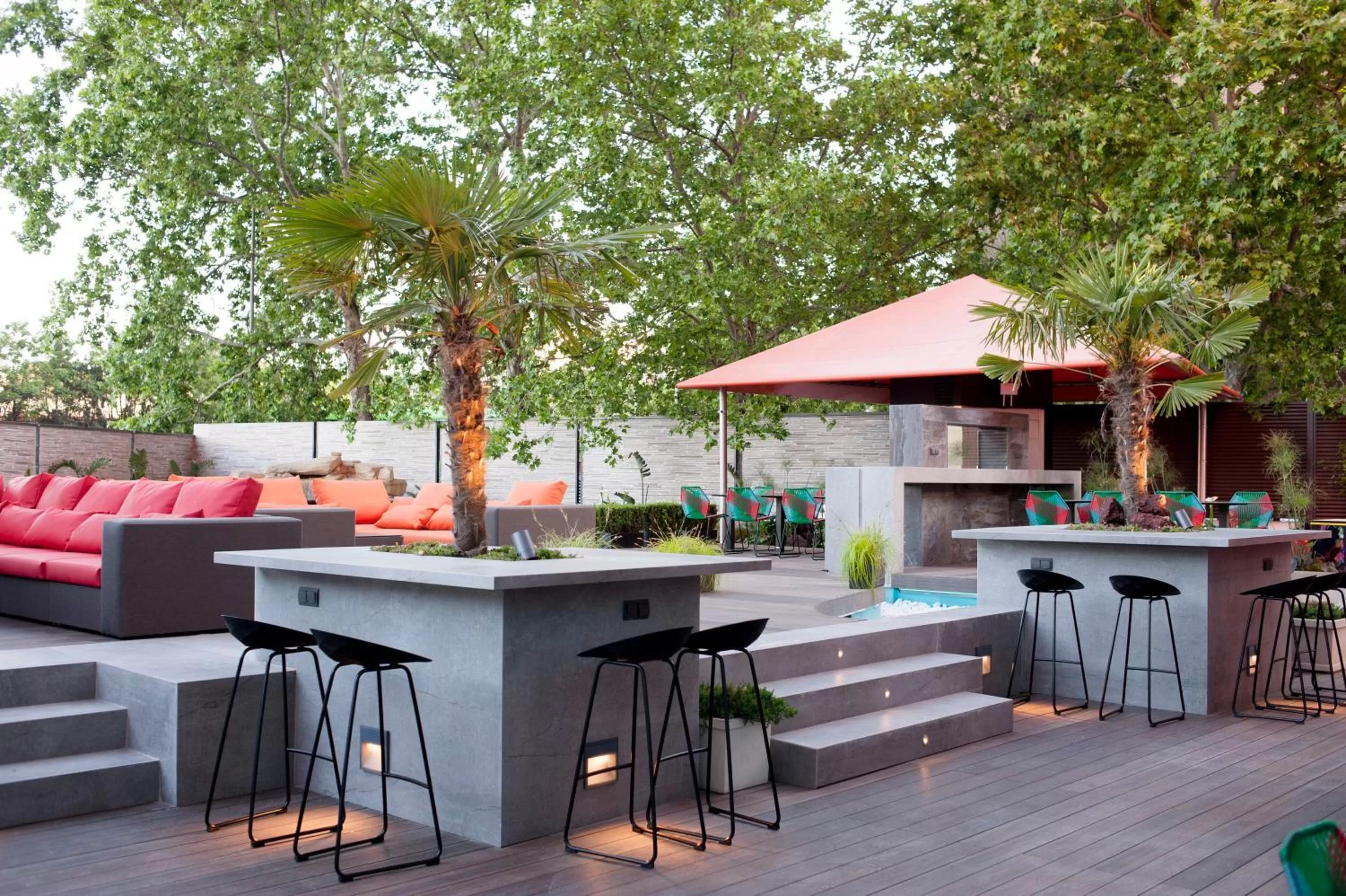 Swimming pool in Hotel Puerta America