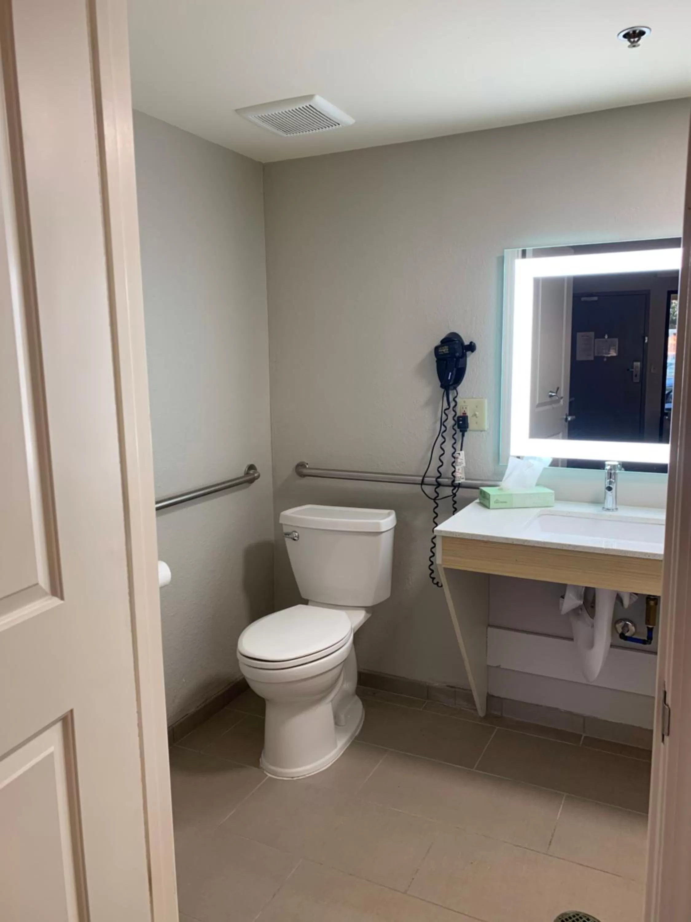 Property building in Days Inn by Wyndham Atlanta Stone Mountain