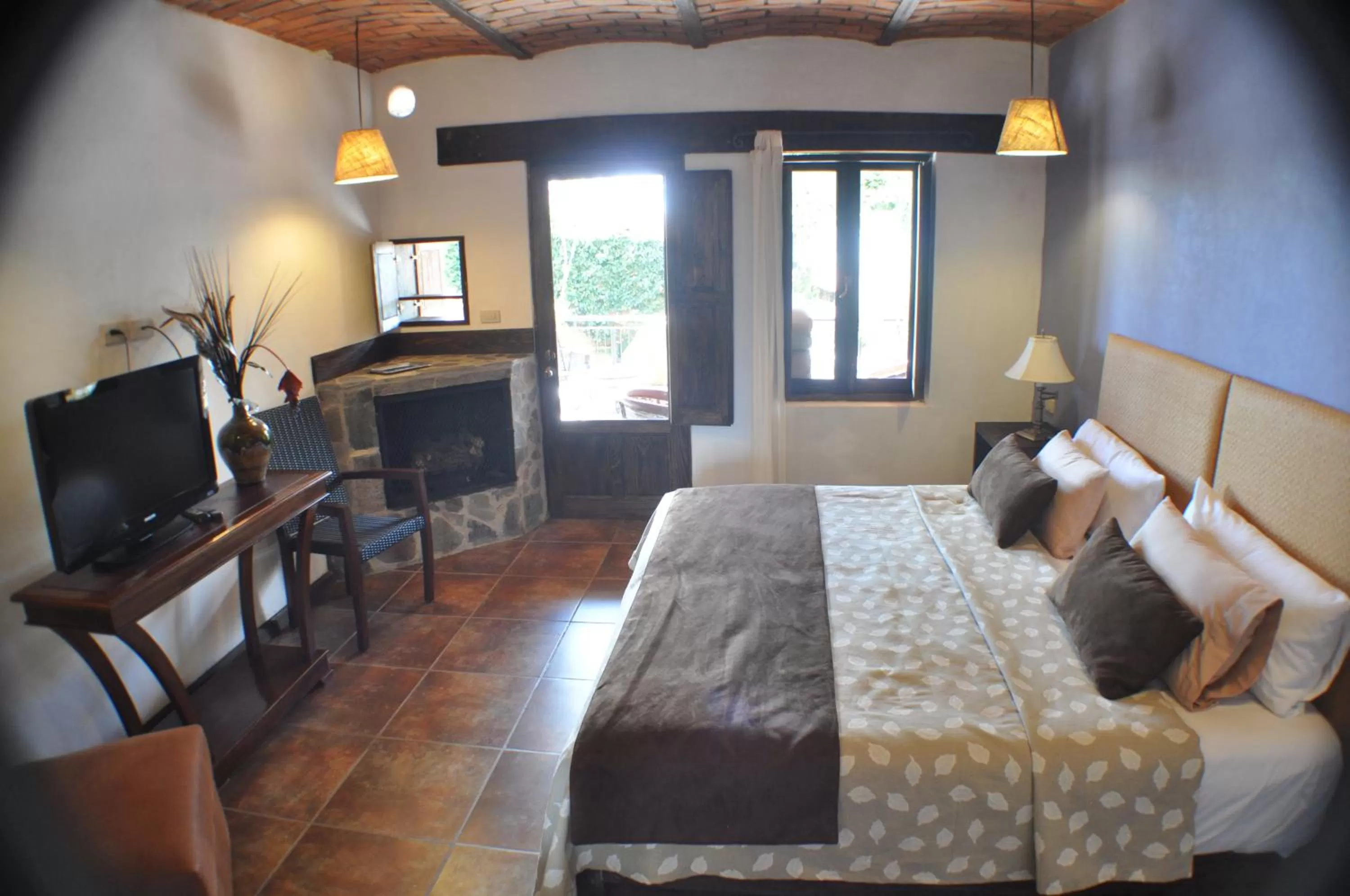 TV/Entertainment Center in Hotel Villa Cassis