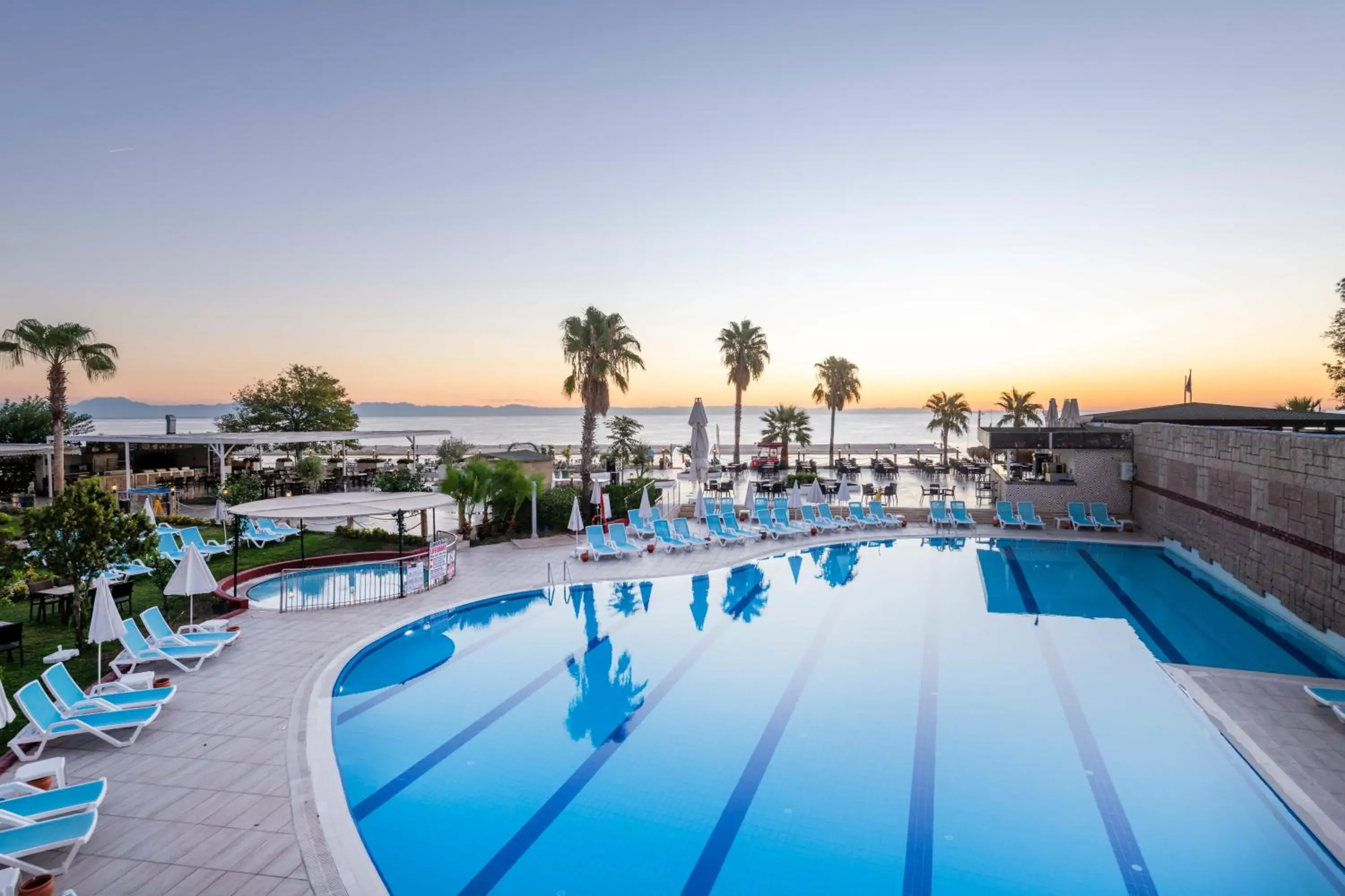 Pool view, Swimming Pool in Armas Gul Beach