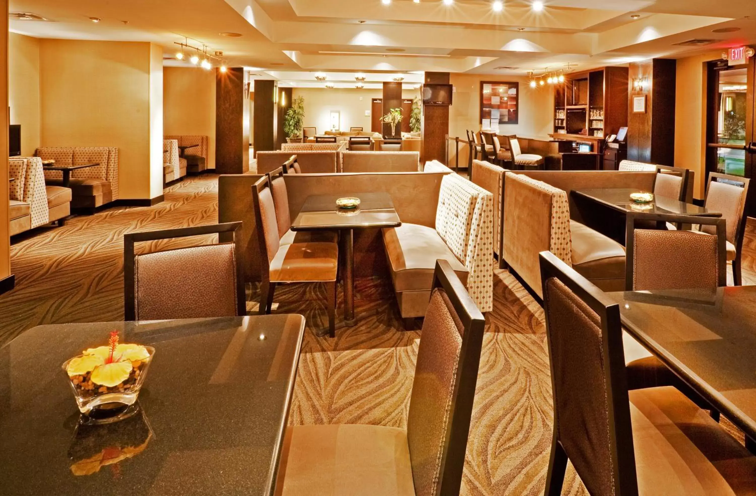 Restaurant/Places to Eat in Holiday Inn & Suites Stillwater-University West, an IHG Hotel