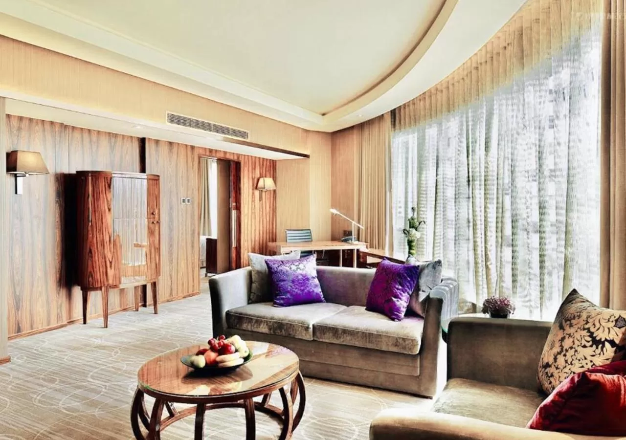 Superior Suite in Crowne Plaza Kunming City Centre, an IHG Hotel