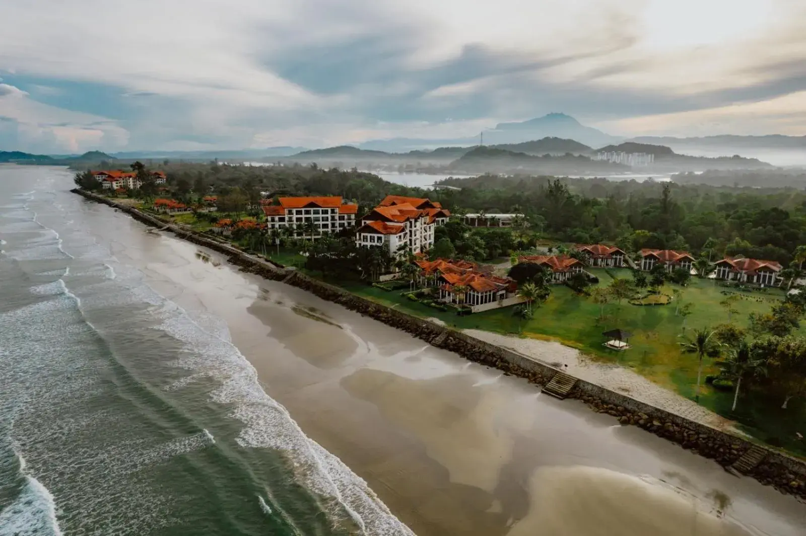 Property building, Bird's-eye View in Borneo Beach Villas