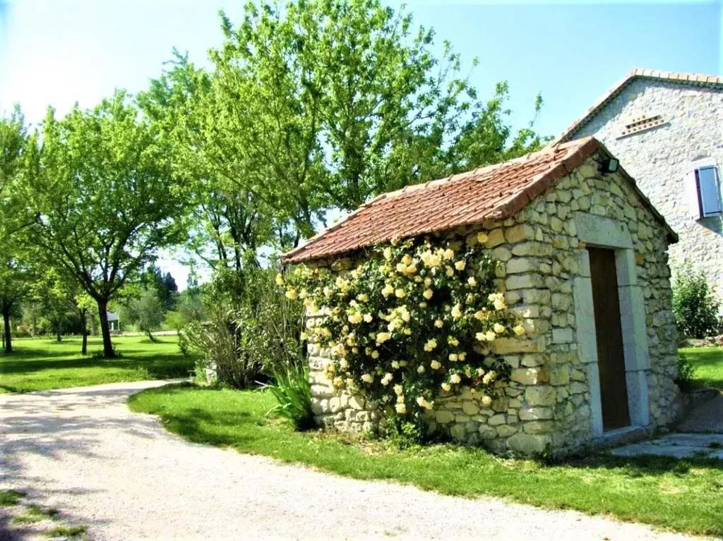 Property Building in Gîte de groupe 16p, 7 ch, 6 sdb, PARC et SALLE DE RECEPTION