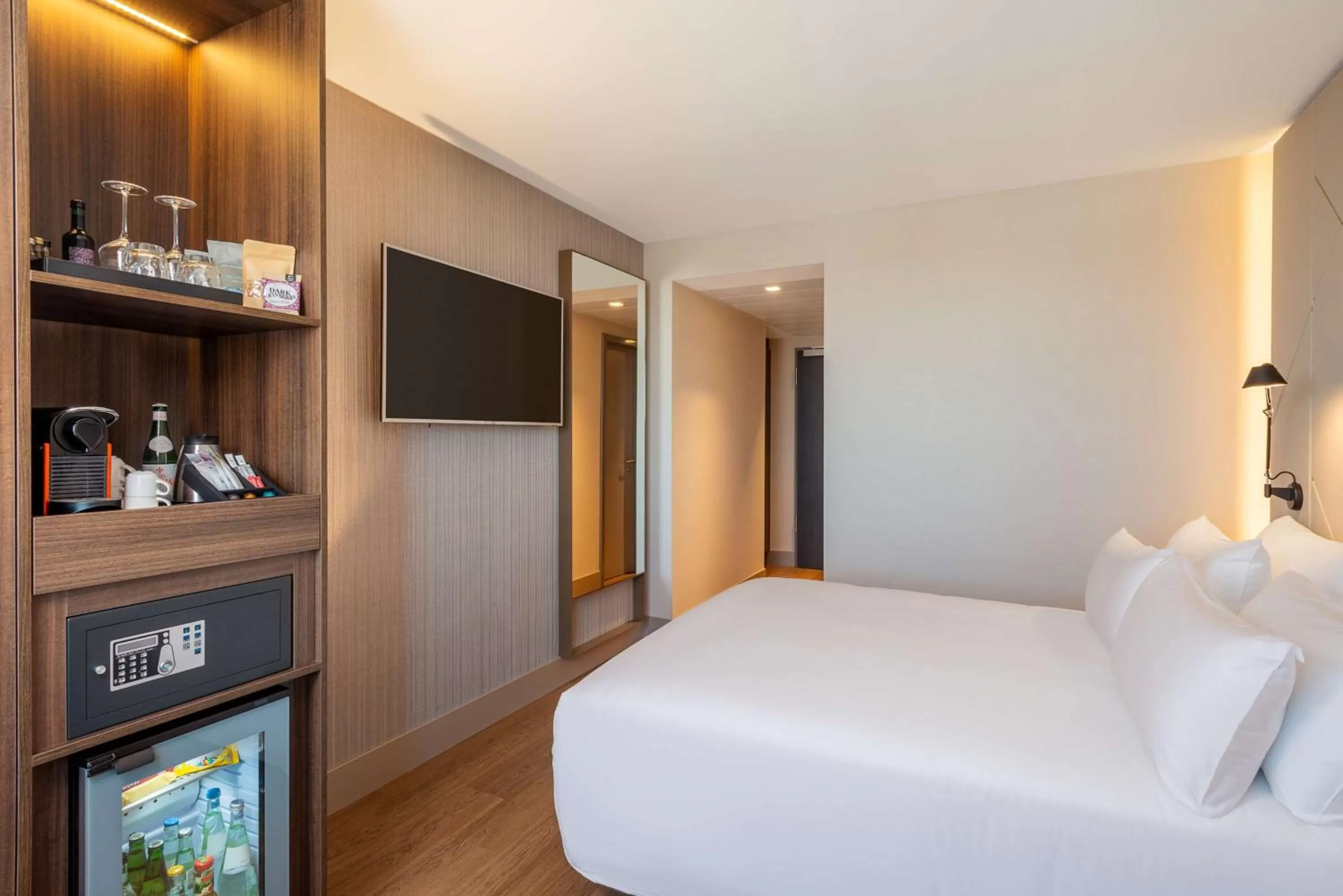 Bedroom, Bed in NH Collection München Bavaria