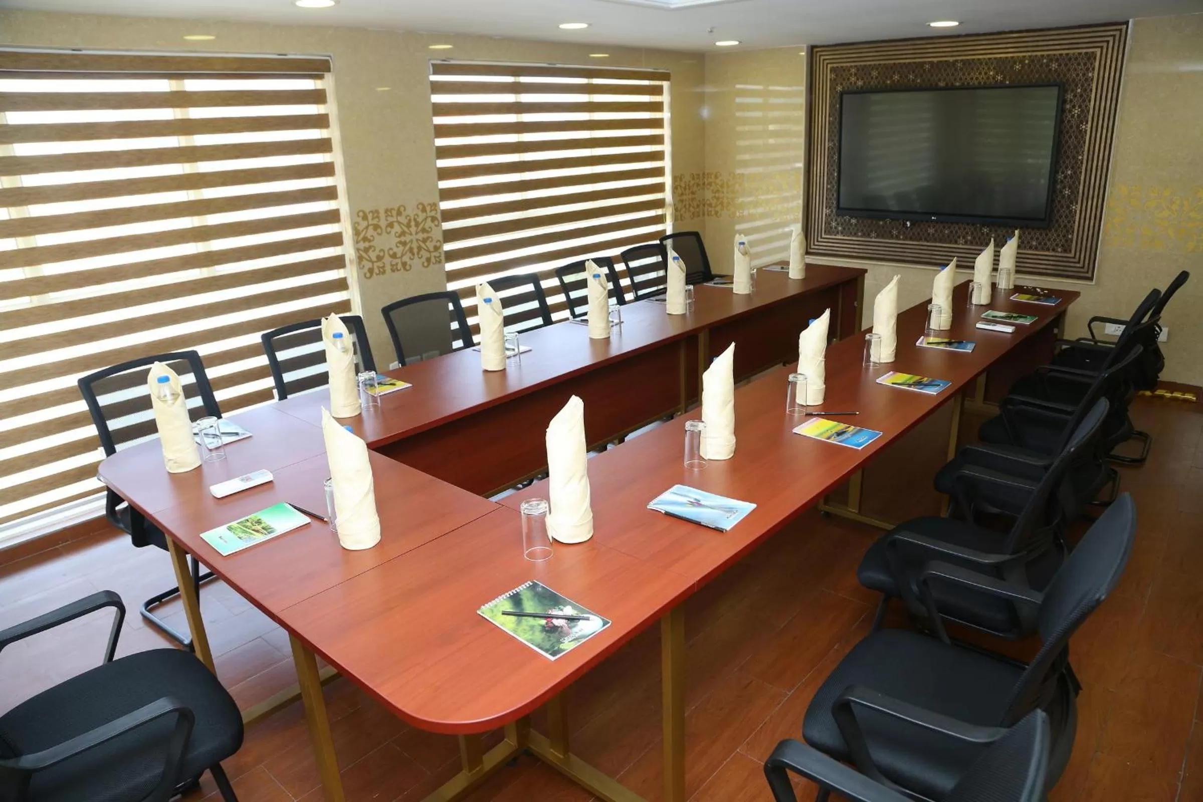 Meeting/conference room in Raaj Bhaavan Clarks Inn Chennai