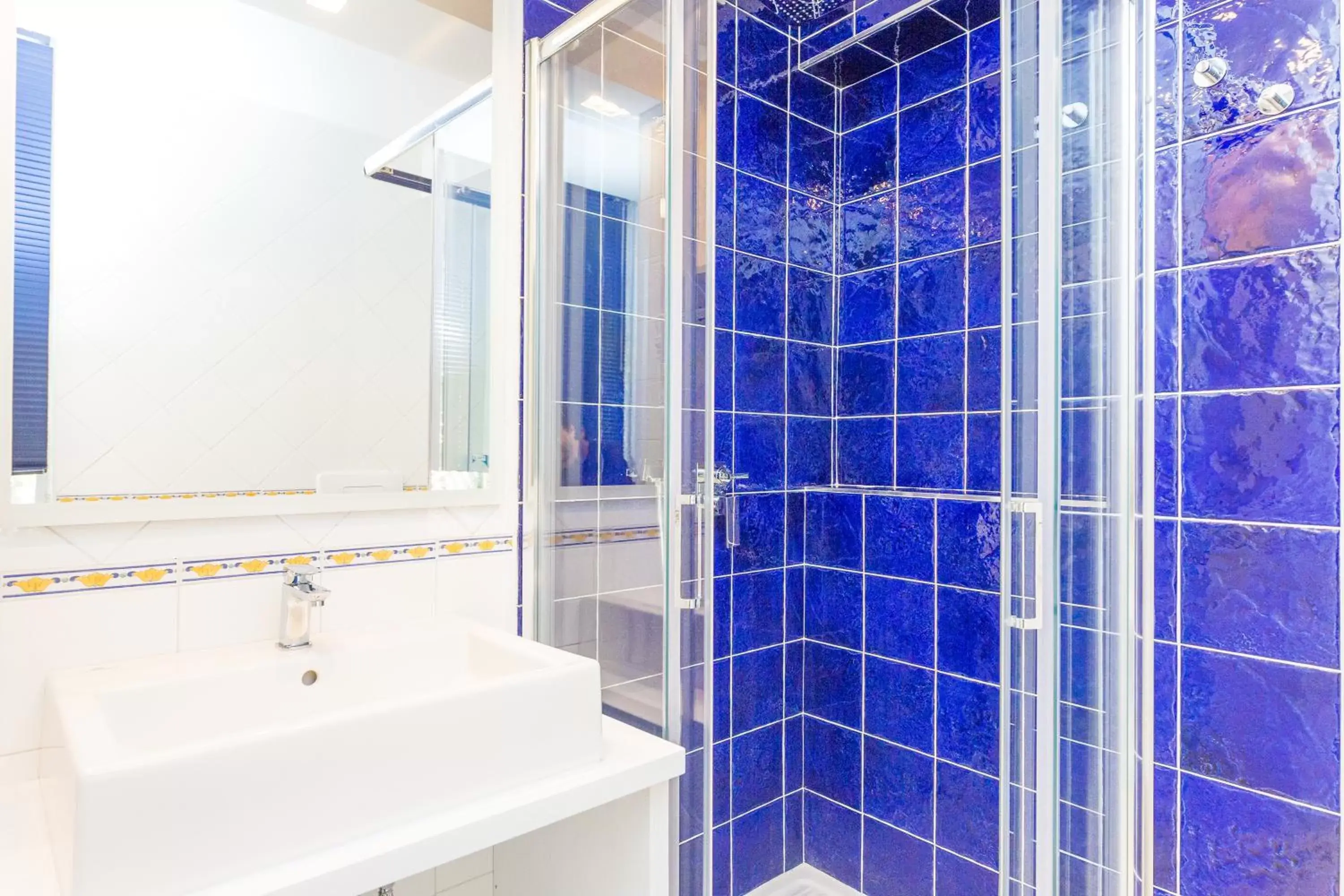 Shower, Bathroom in Hotel Rivoli Sorrento