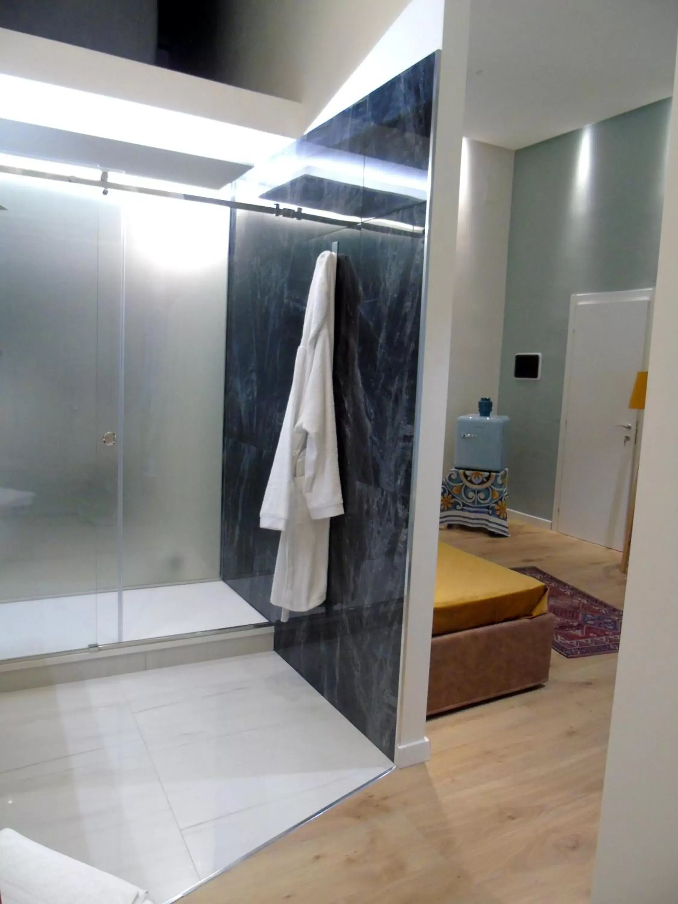 Shower, Bathroom in Massimo Luxury Rooms