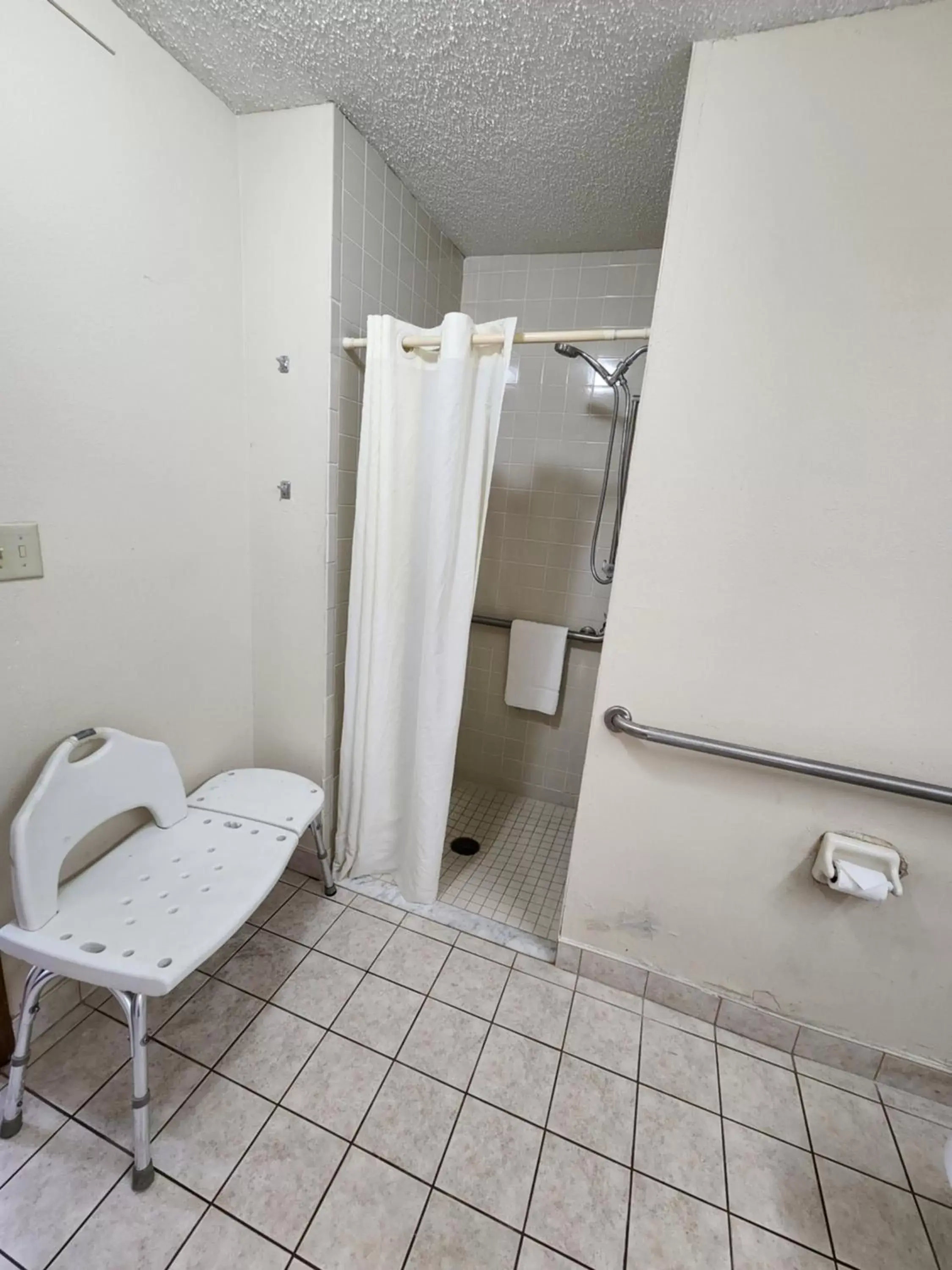 Bathroom in WestSpring Inn - Westlake Cleveland