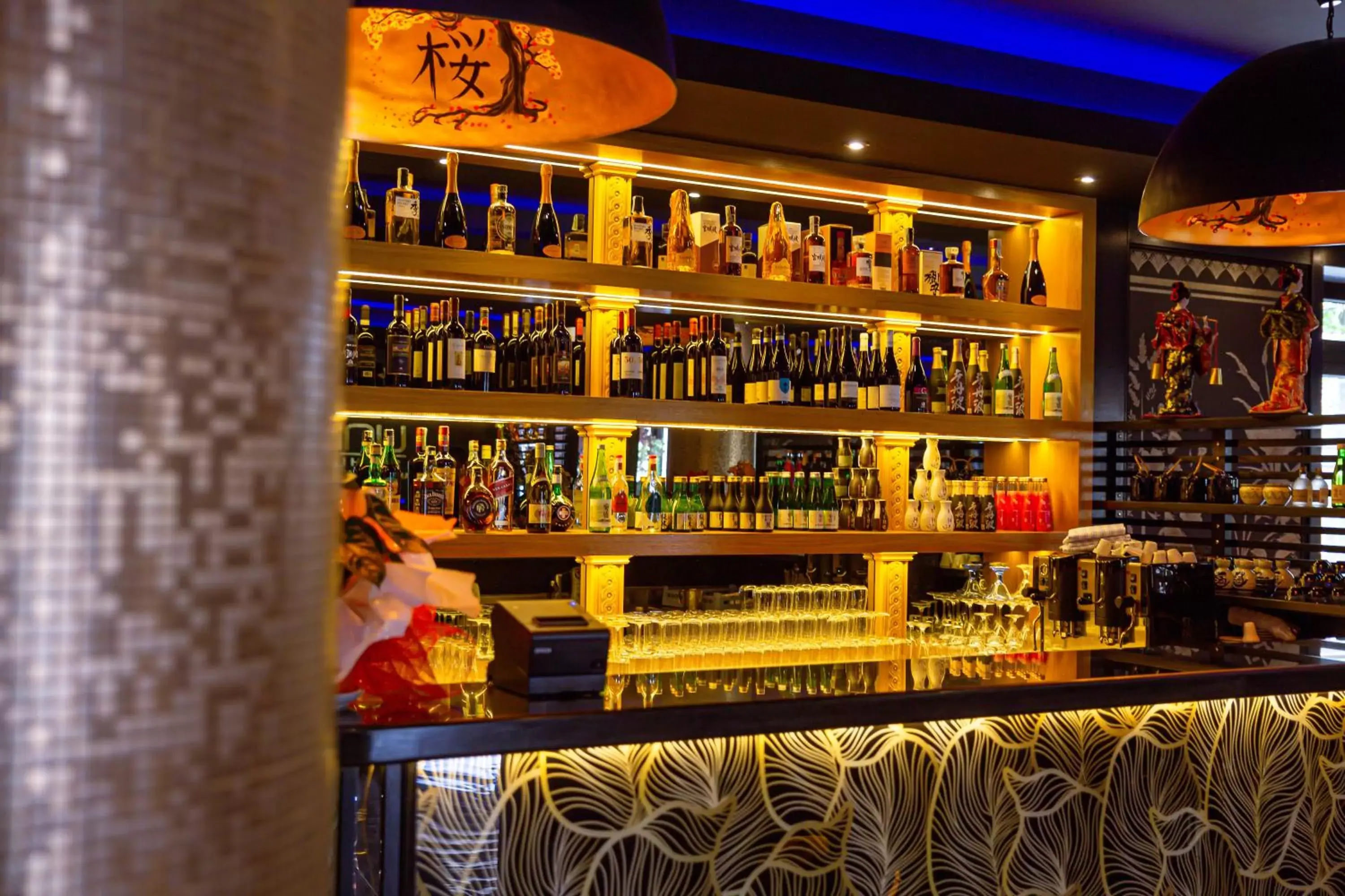 Restaurant/places to eat in Abalon Pompei Resort Restaurant/places to eat in Abalon Pompei Resort