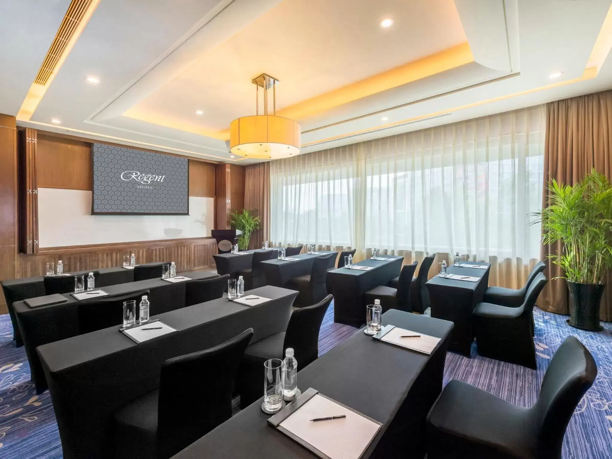 Meeting/conference room, Restaurant/Places to Eat in Regent Beijing