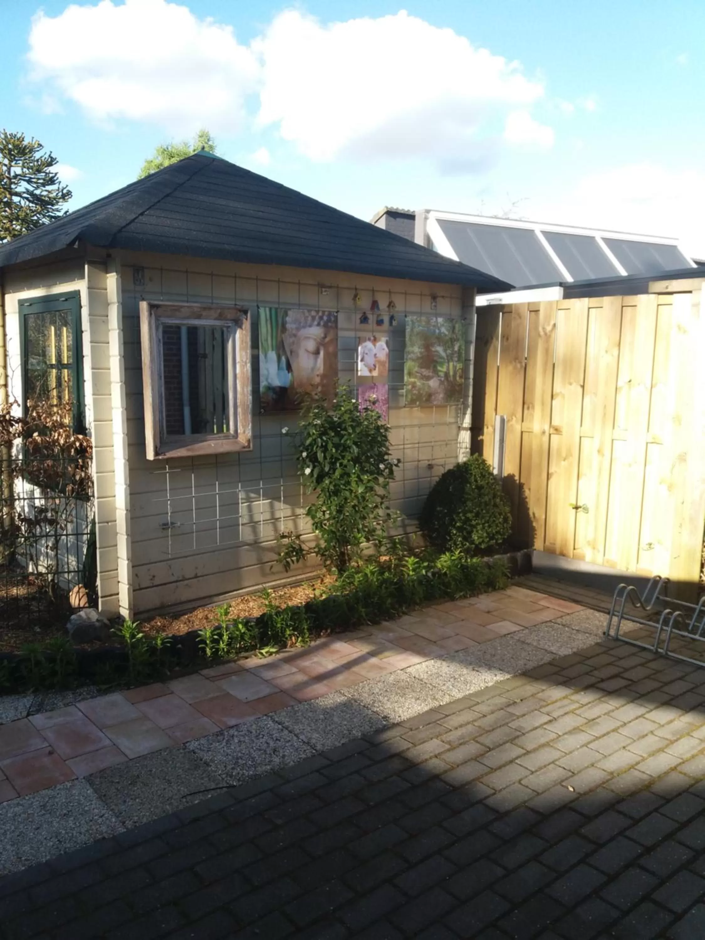 Garden in Vakantiehuis B&B de Bosrand Groesbeek