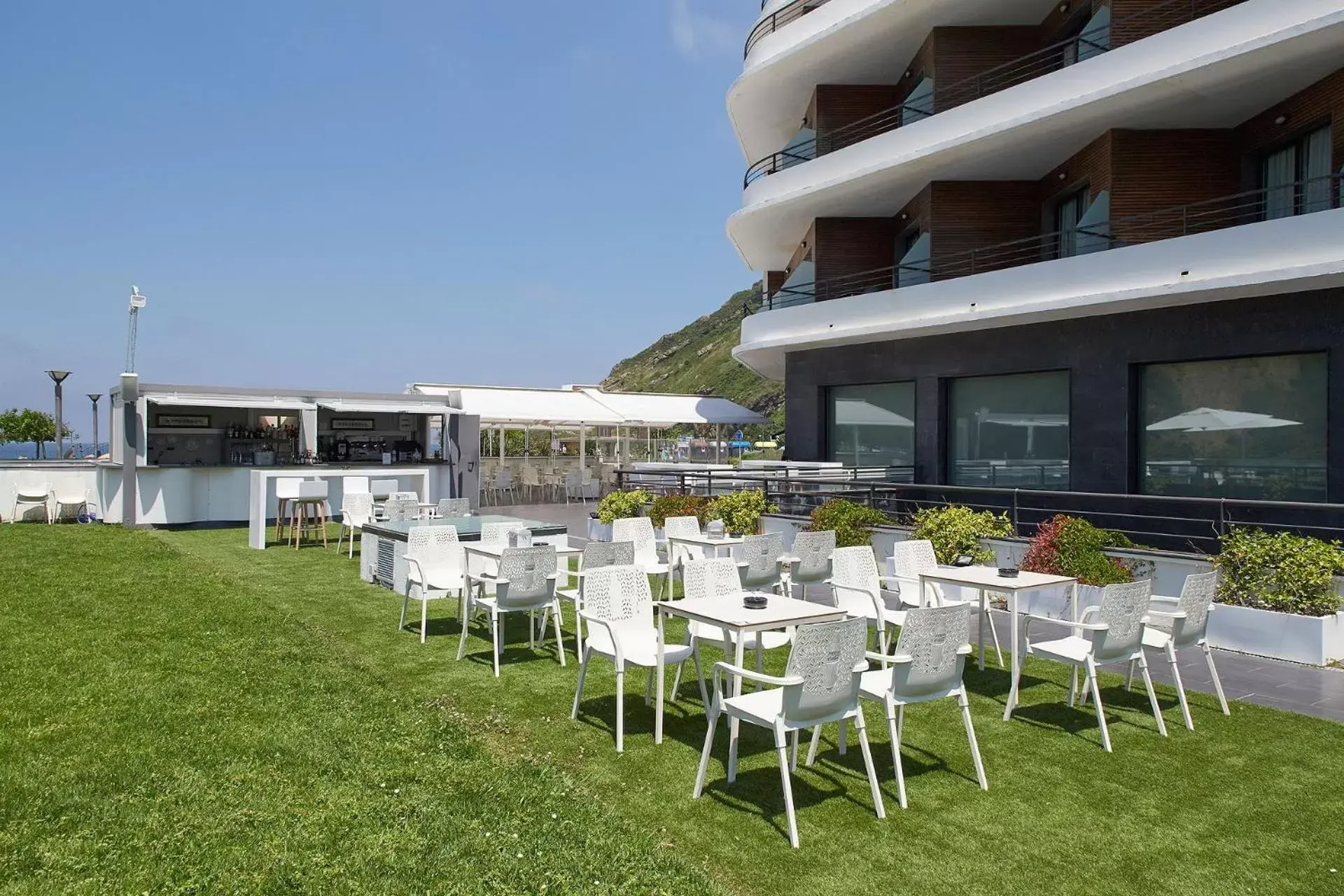 Garden, Restaurant/Places to Eat in Hotel & Thalasso Villa Antilla - Habitaciones con Terraza - Thalasso incluida