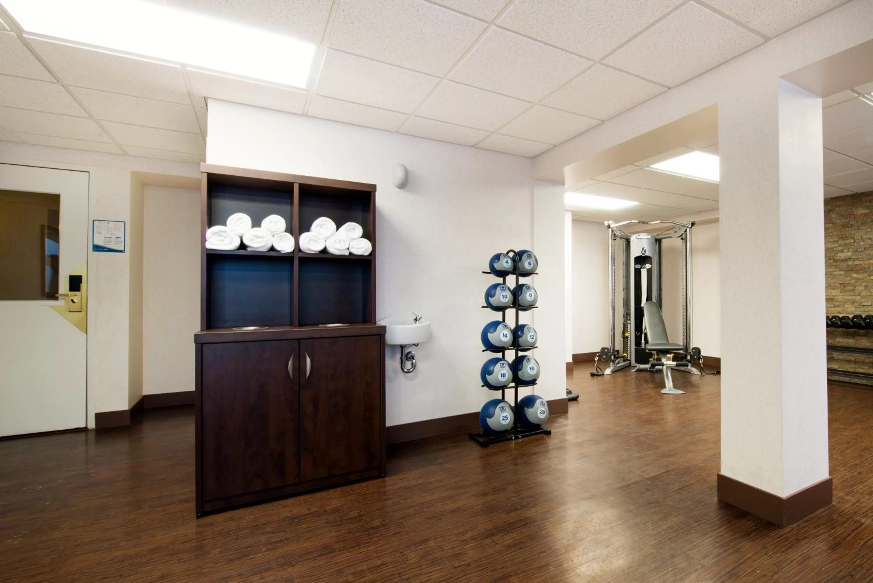Fitness centre/facilities in Victoria Inn Hotel and Convention Center Winnipeg