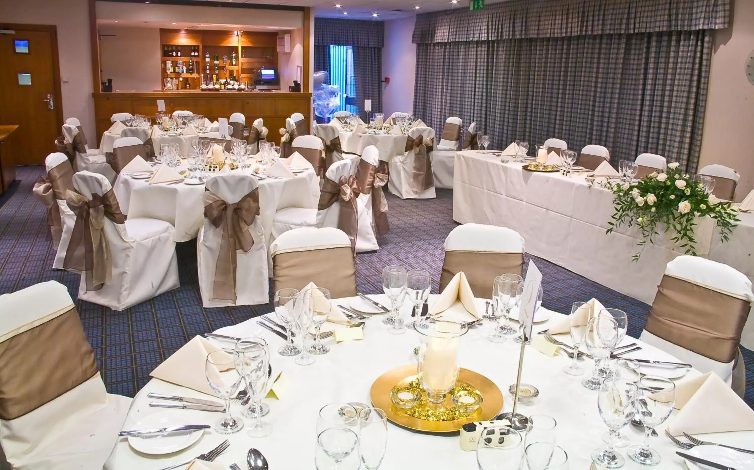 Lobby or reception, Banquet Facilities in Holiday Inn Brentwood, an IHG Hotel
