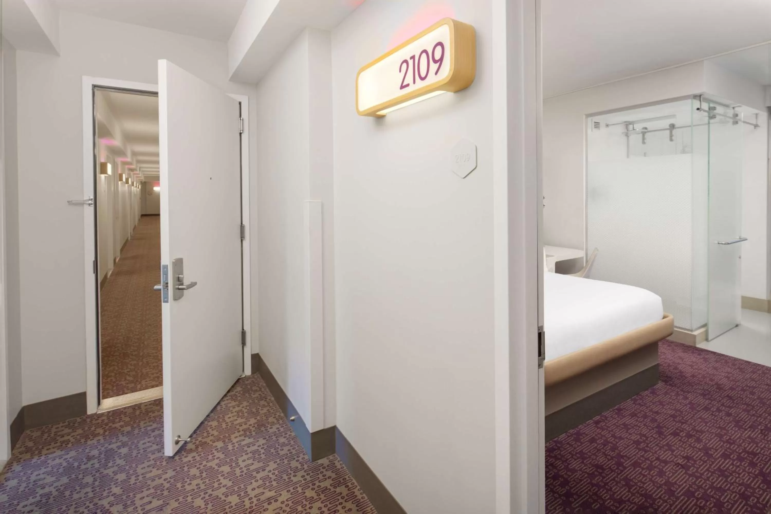 Bedroom, Bed in YOTEL New York Times Square