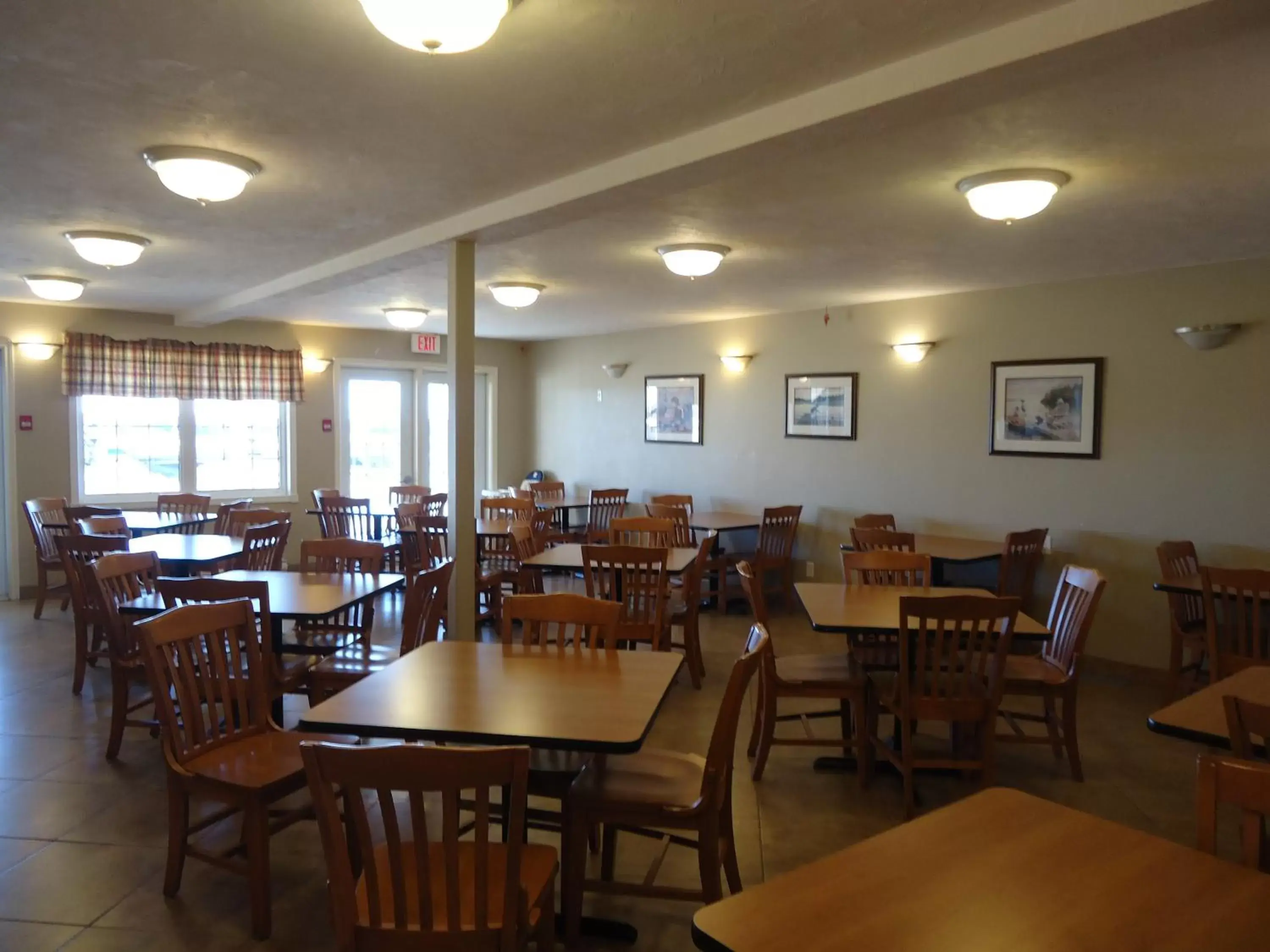 Restaurant/Places to Eat in Auberge Bouctouche Inn & Suites