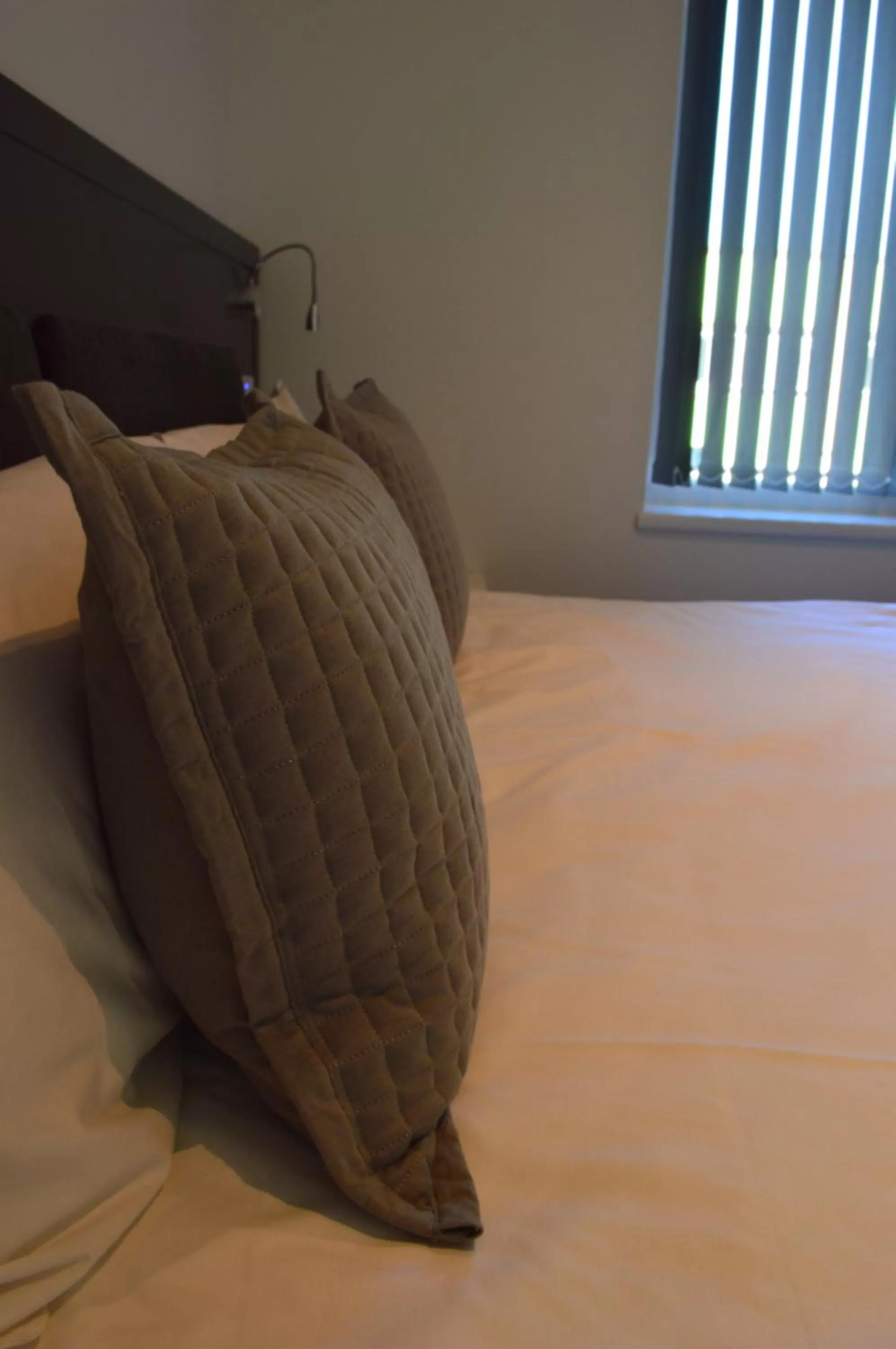 Decorative detail, Bed in Bell Gate House