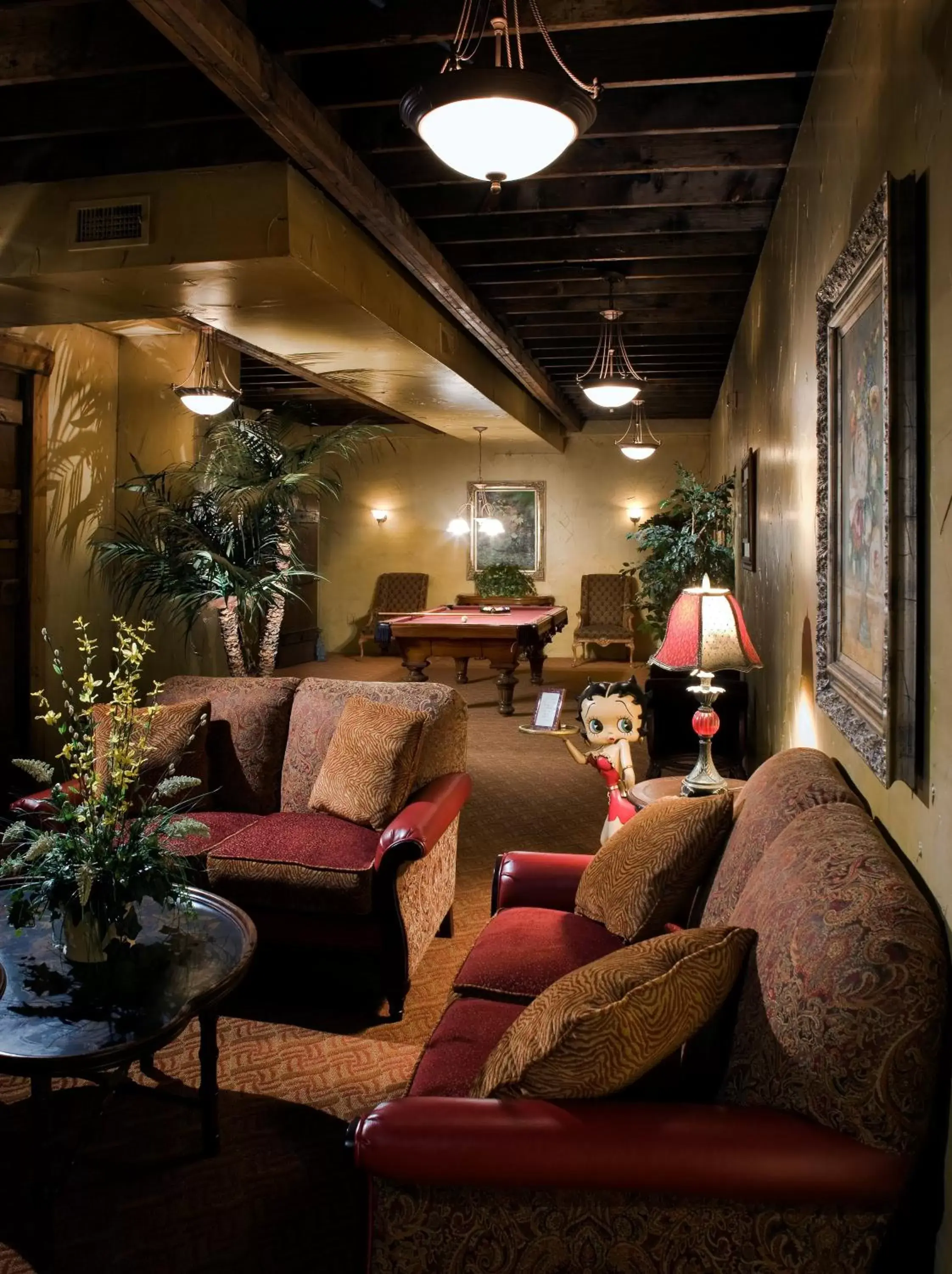 Billiard, Lounge/Bar in The Inn at Leola Village, a Historic Hotel of America