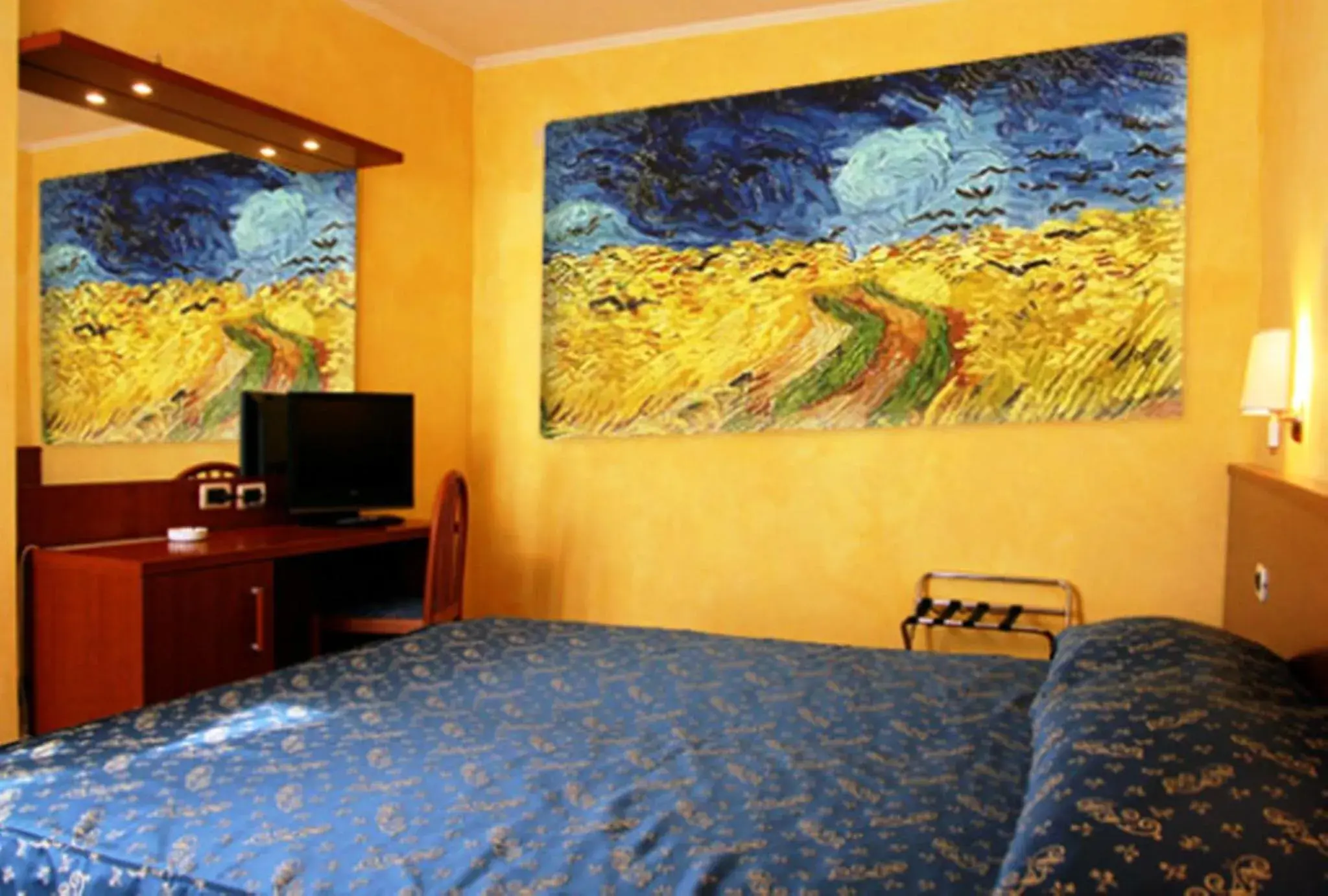 Superior Double/Twin Room - Separate Building in Albergo Dei Leoni